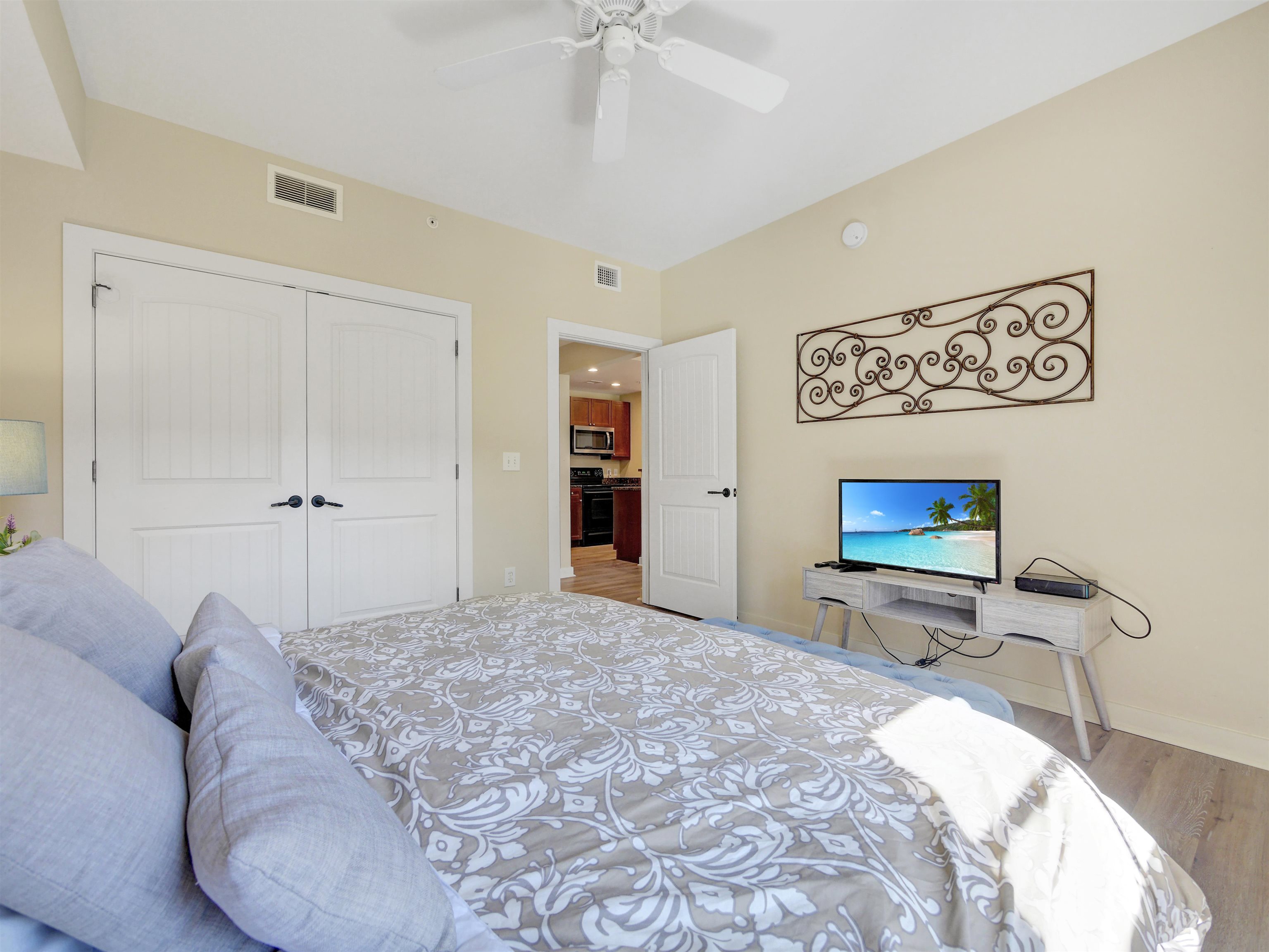 955 Registry Blvd Unit: 222