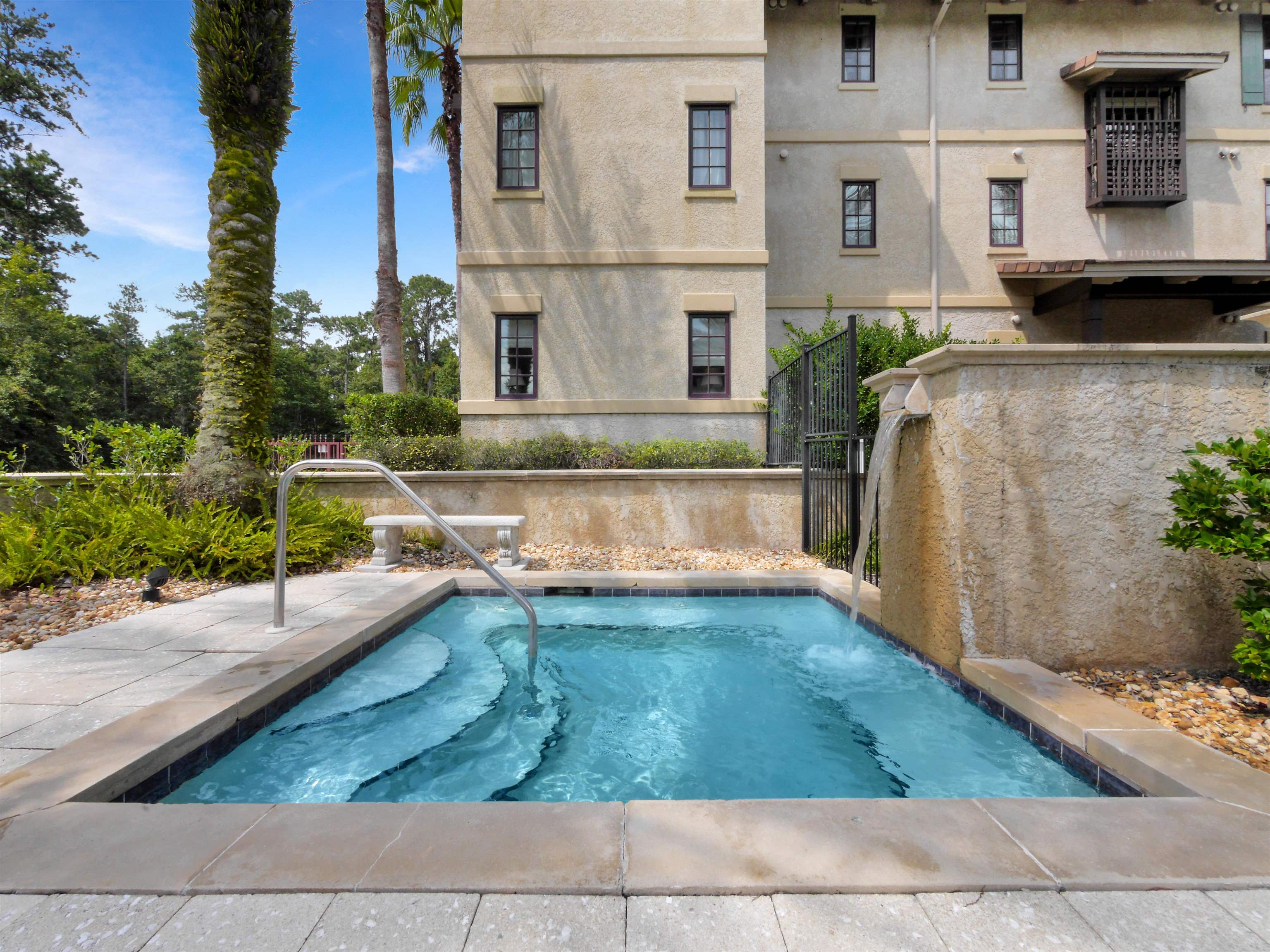 955 Registry Blvd Unit: 222
