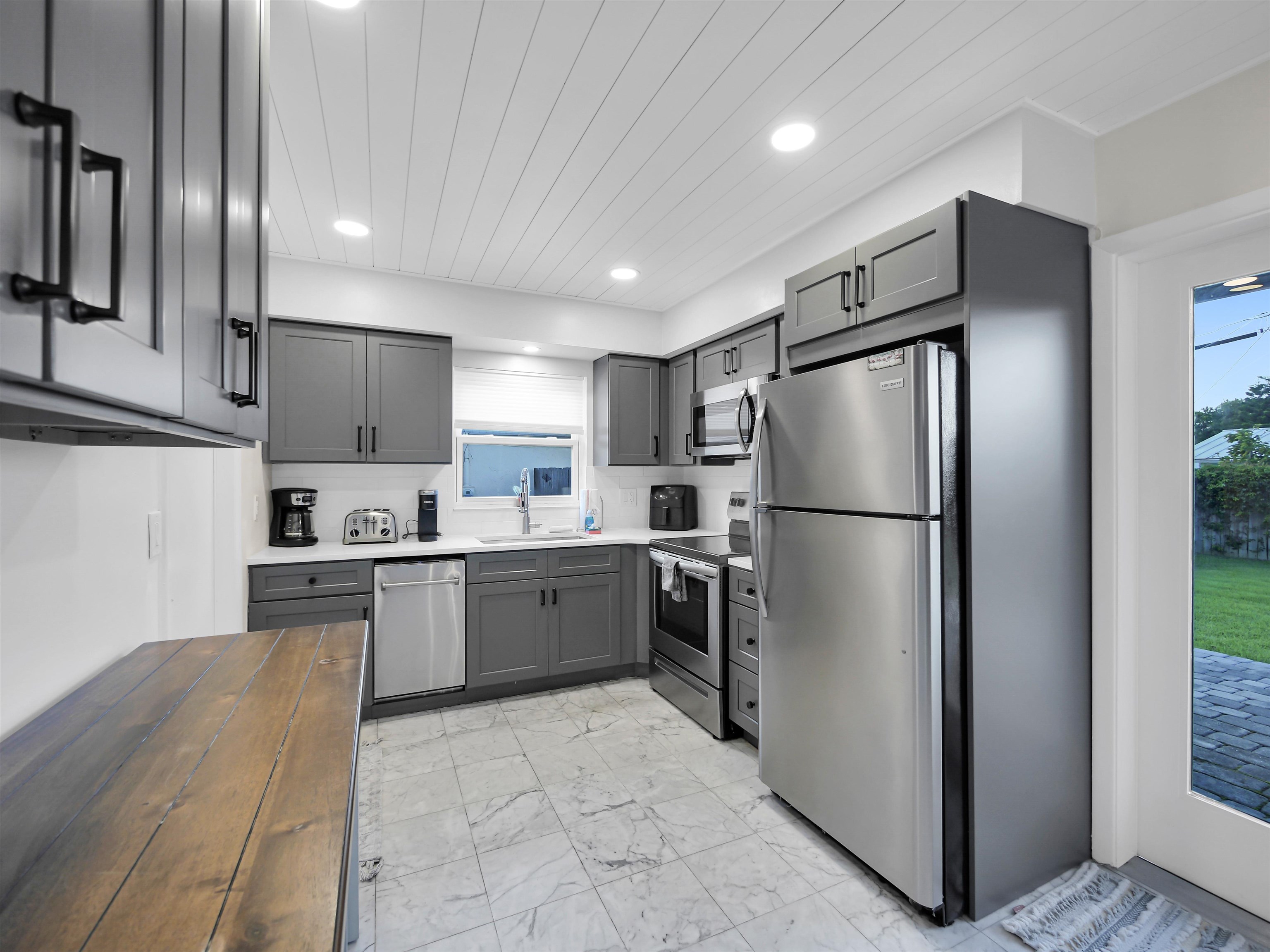 51 Sea Park Dr