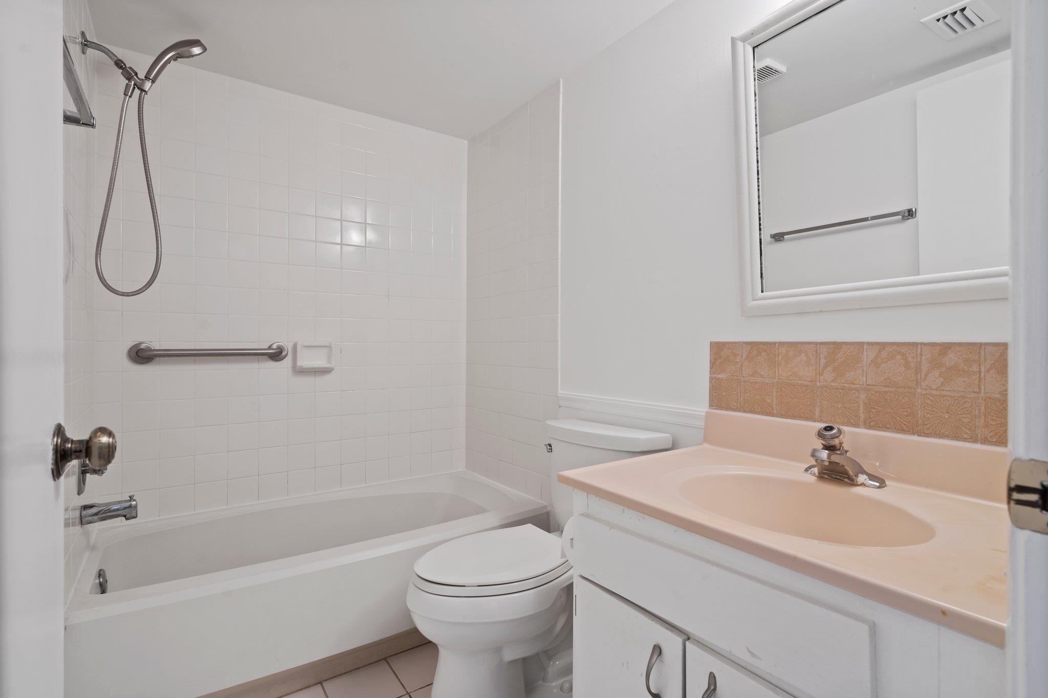 19 Tarragona Ct