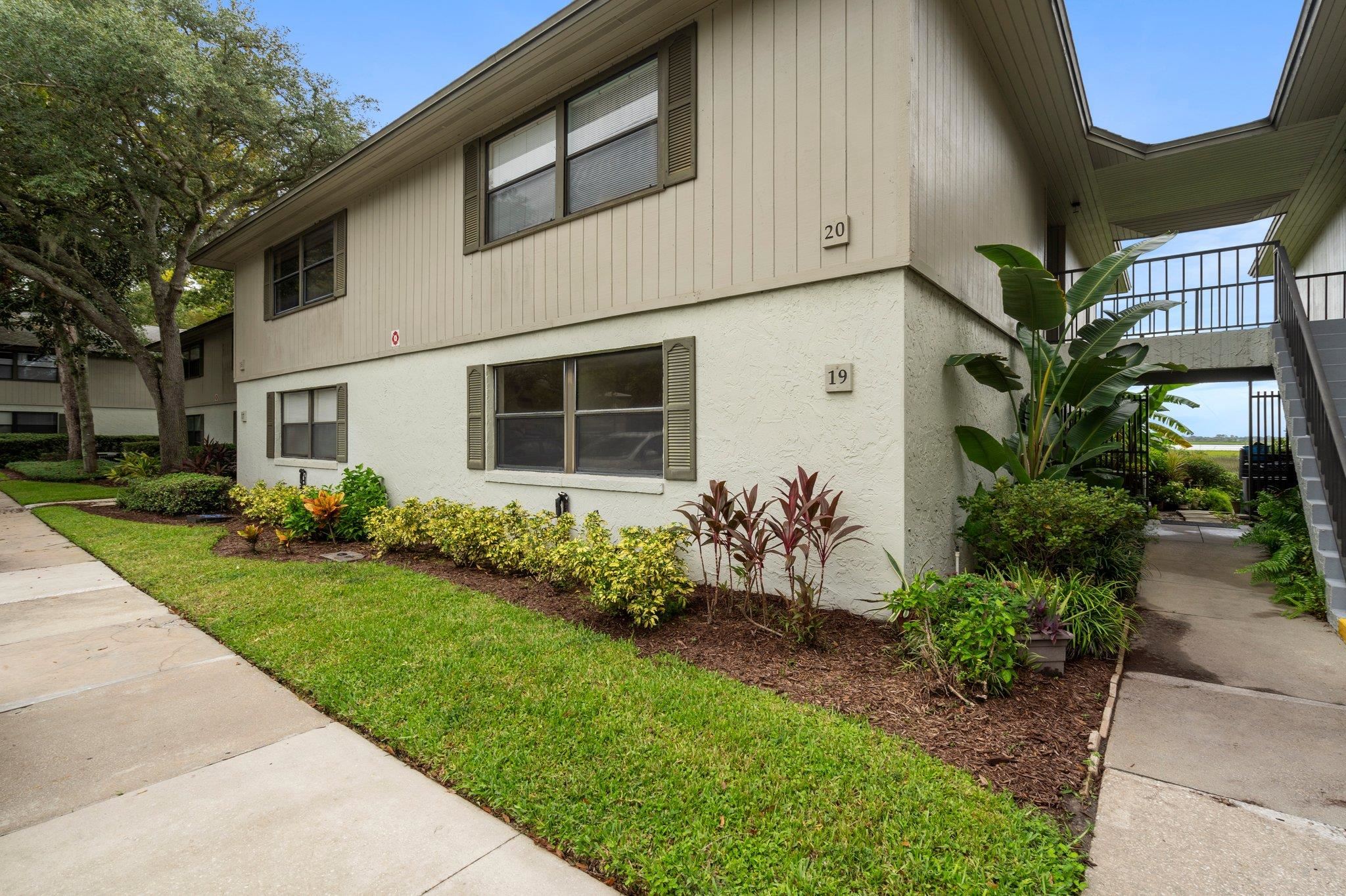 19 Tarragona Ct