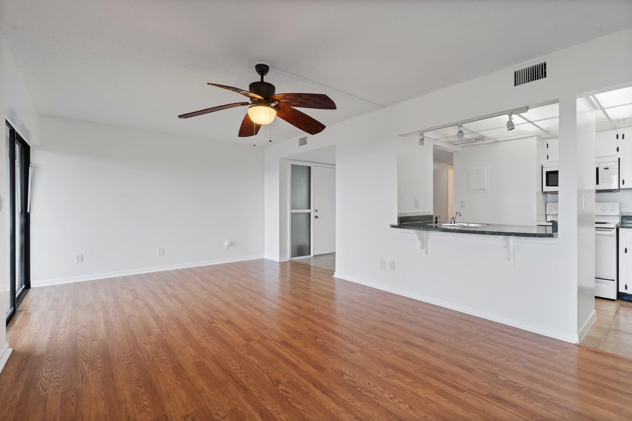 19 Tarragona Ct