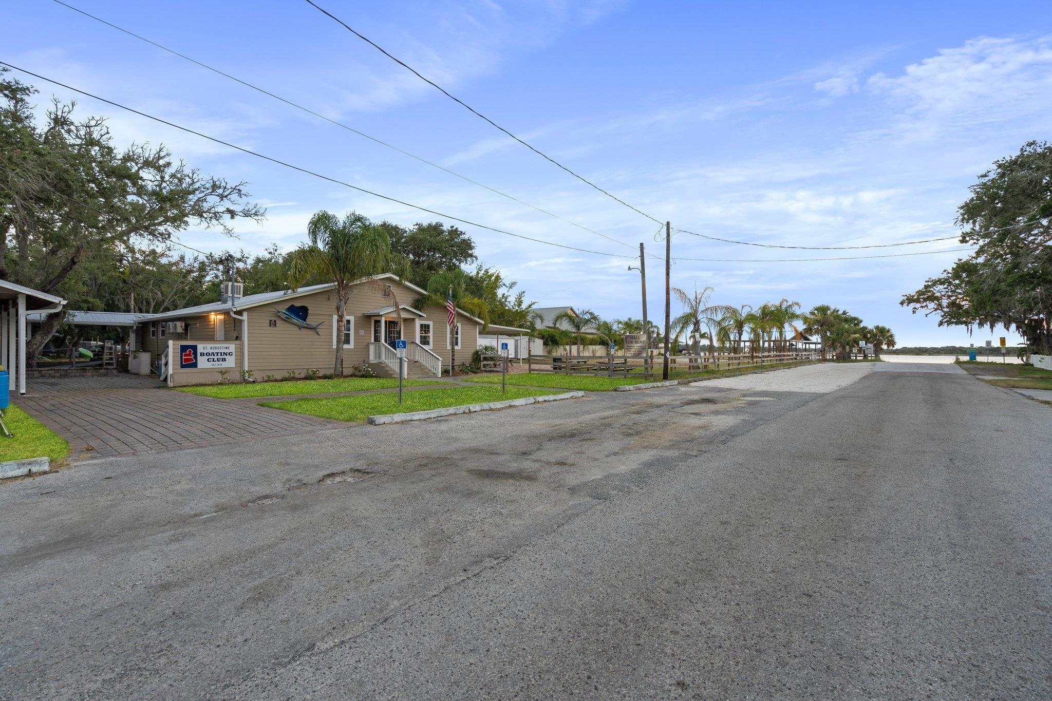 505 Boating Club Rd