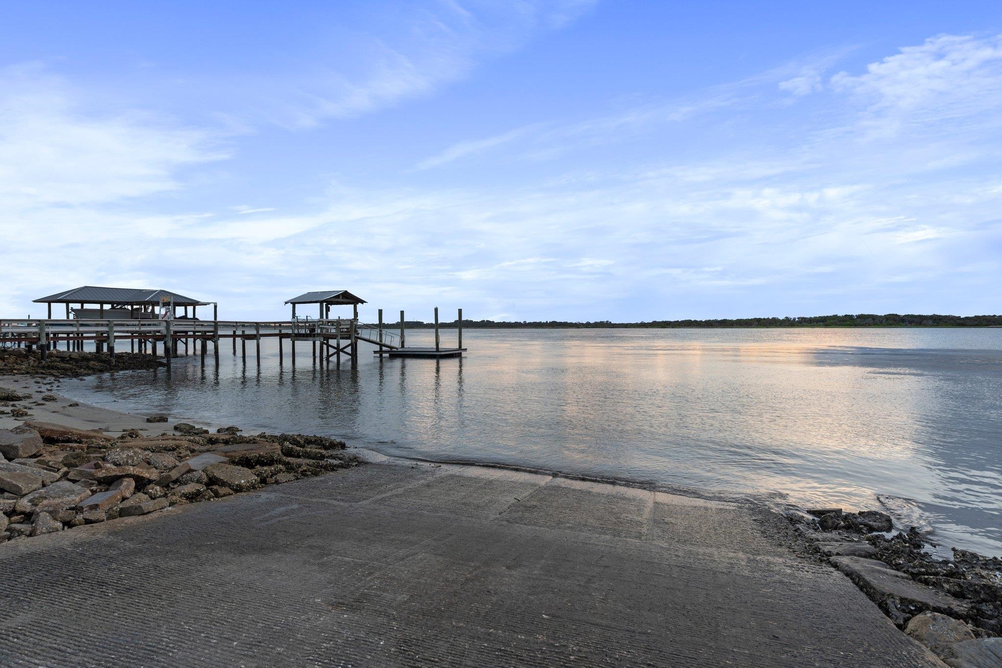 505 Boating Club Rd
