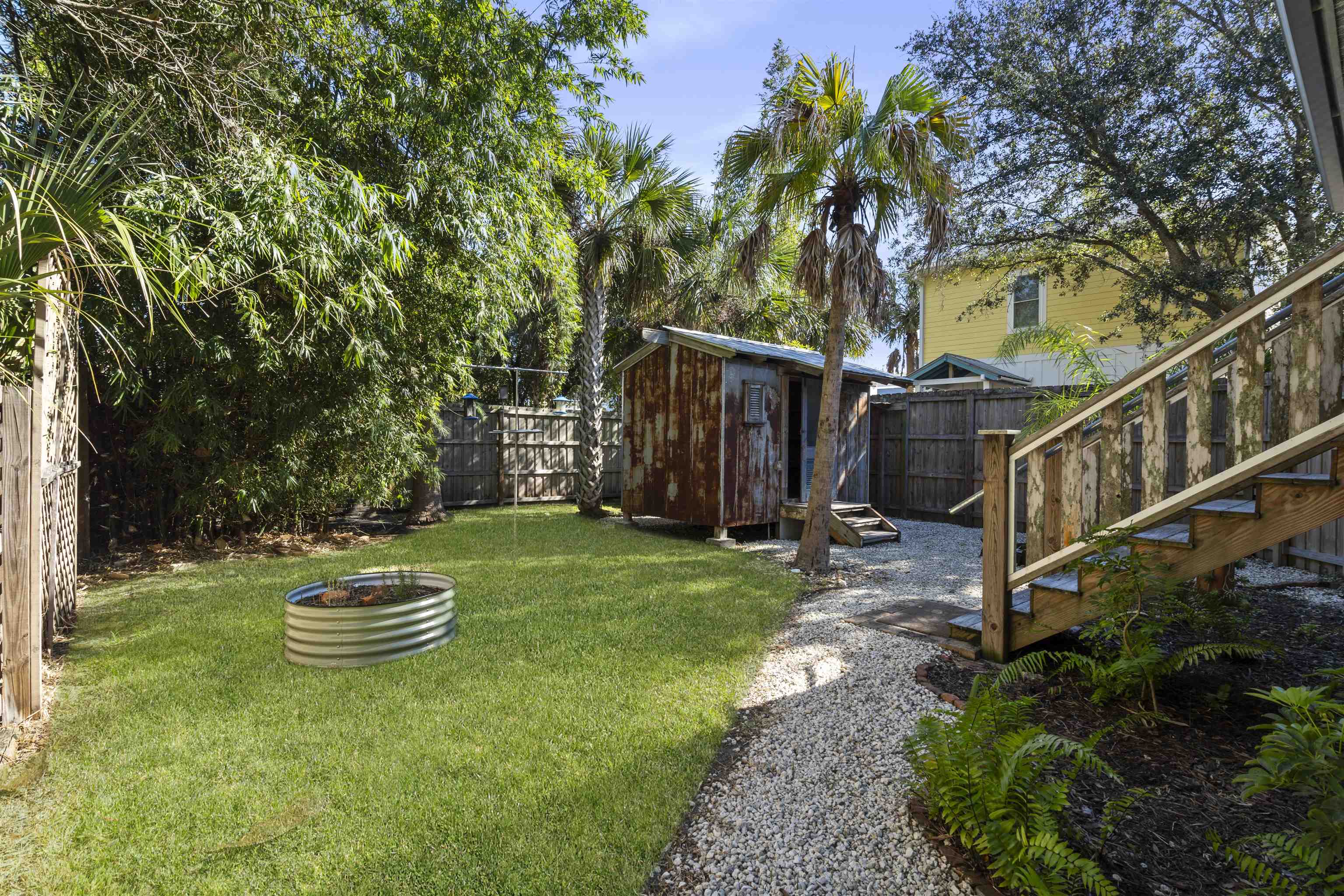 249 Riberia St