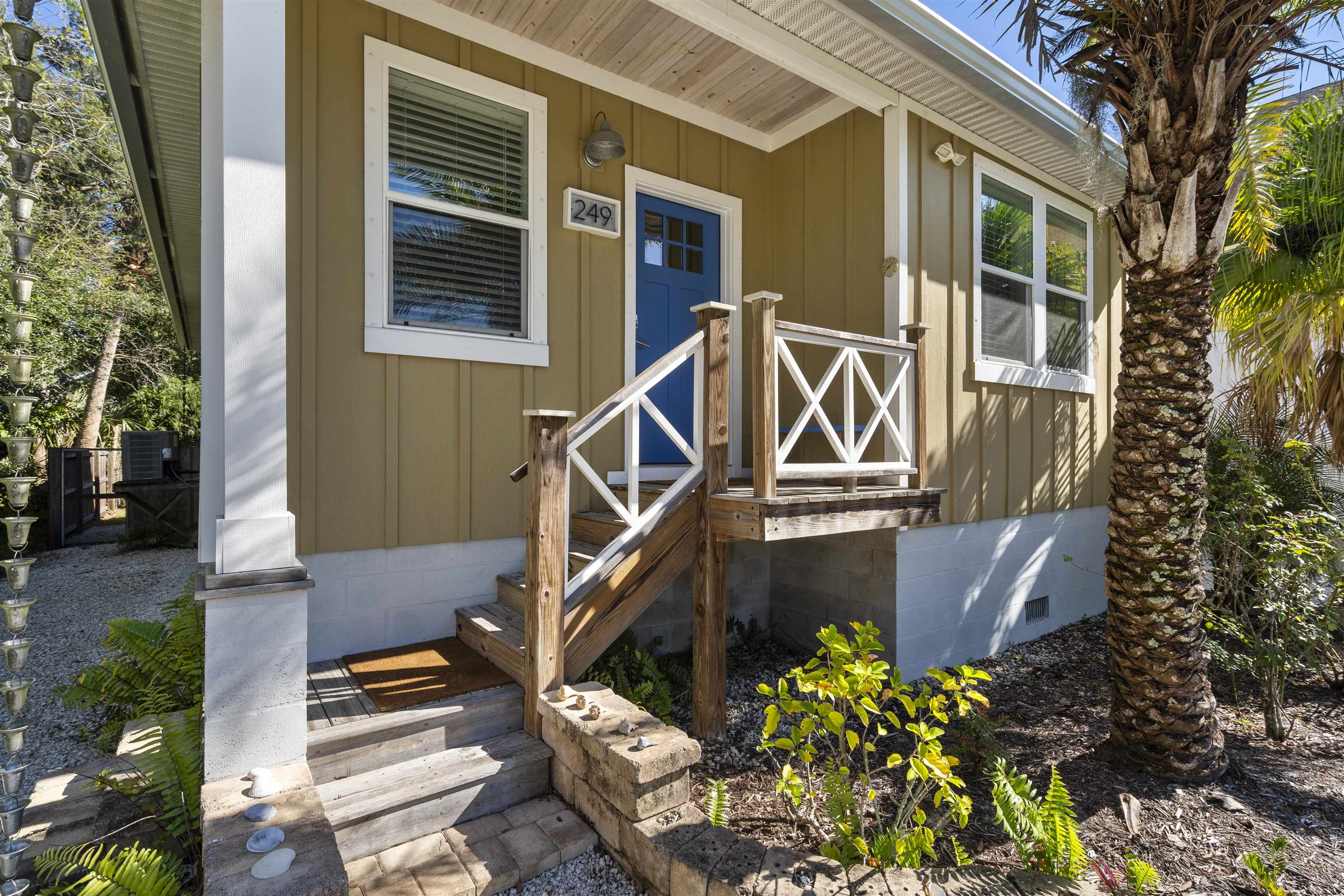249 Riberia St