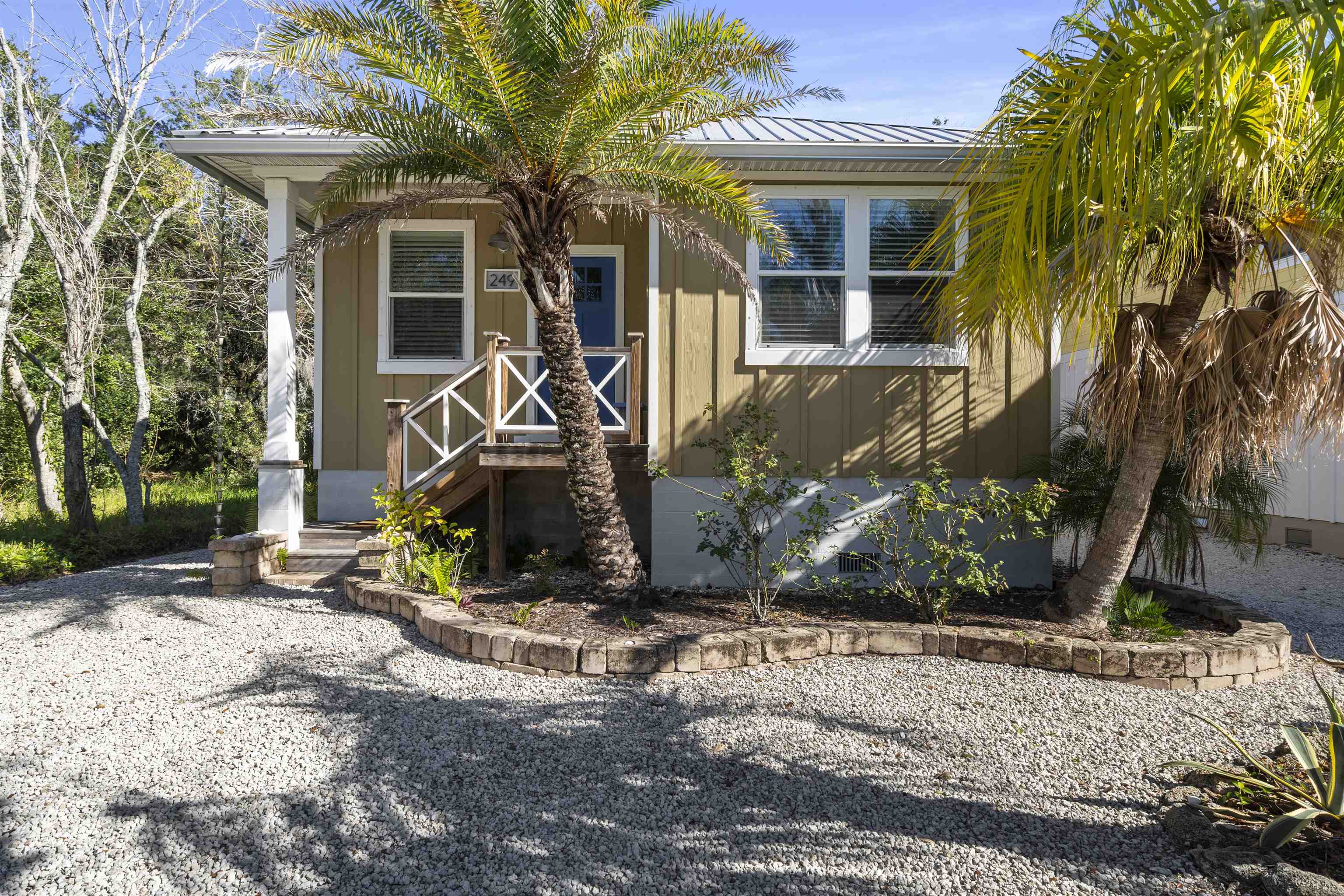 249 Riberia St
