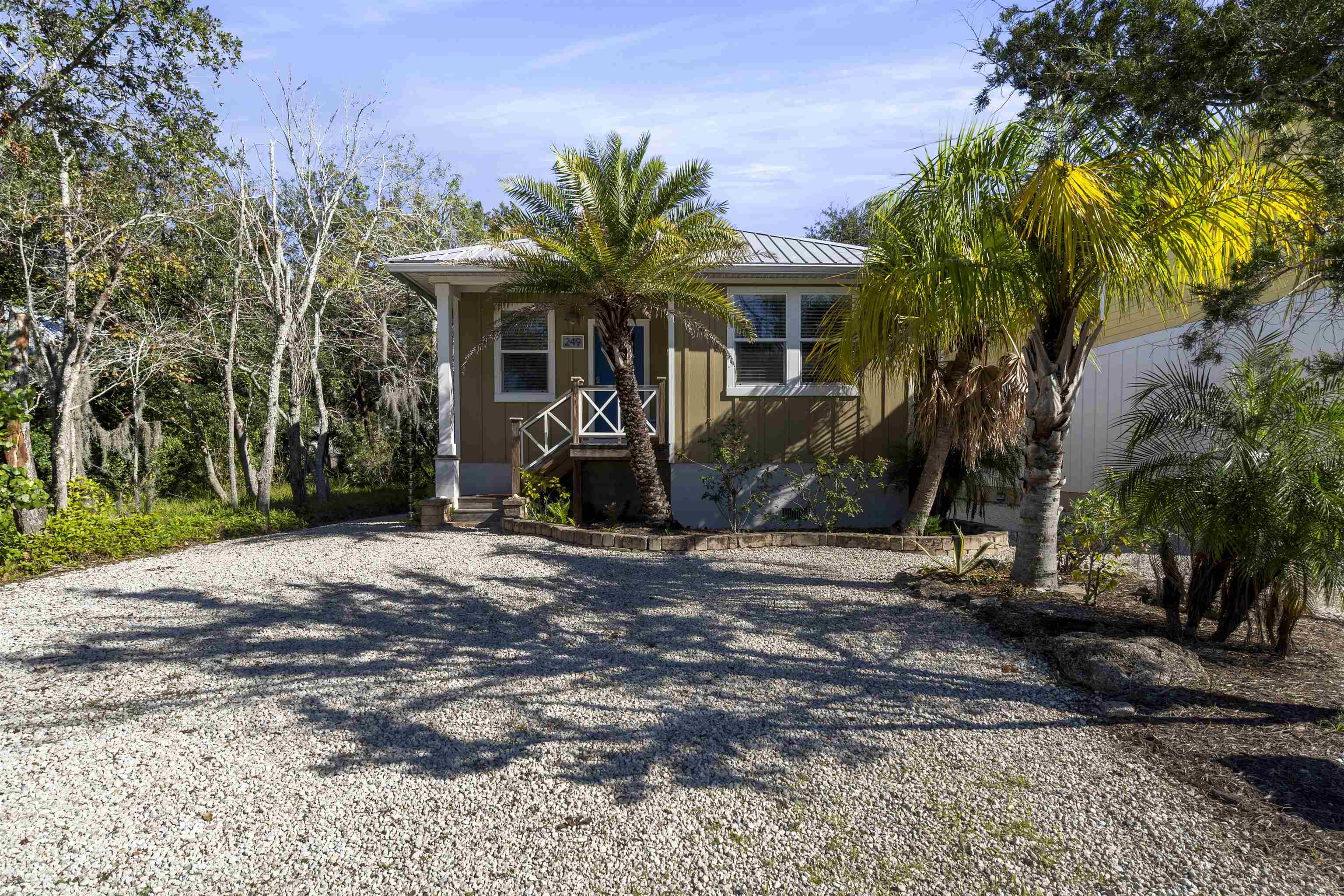 249 Riberia St