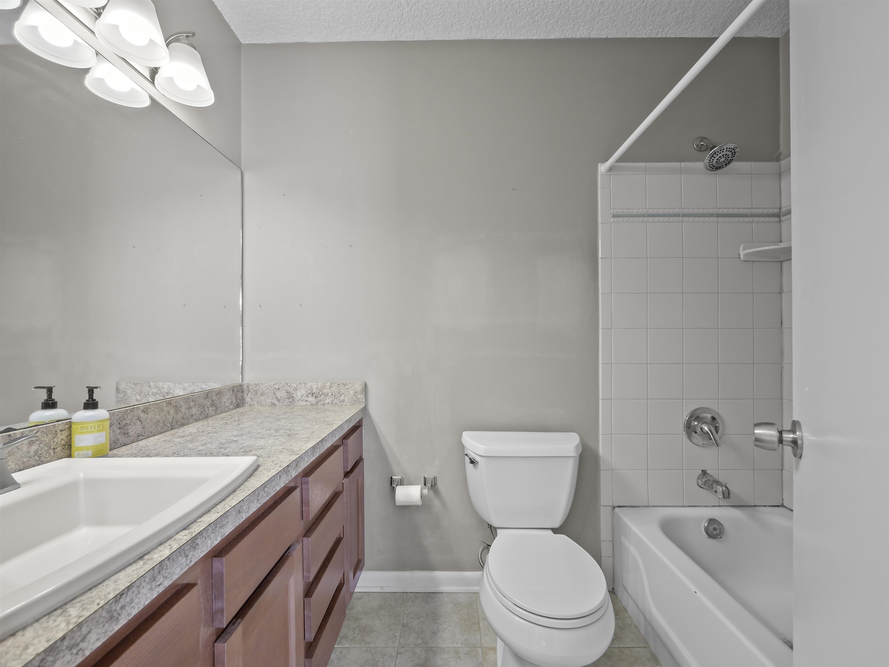 1211 Fort Peyton Dr