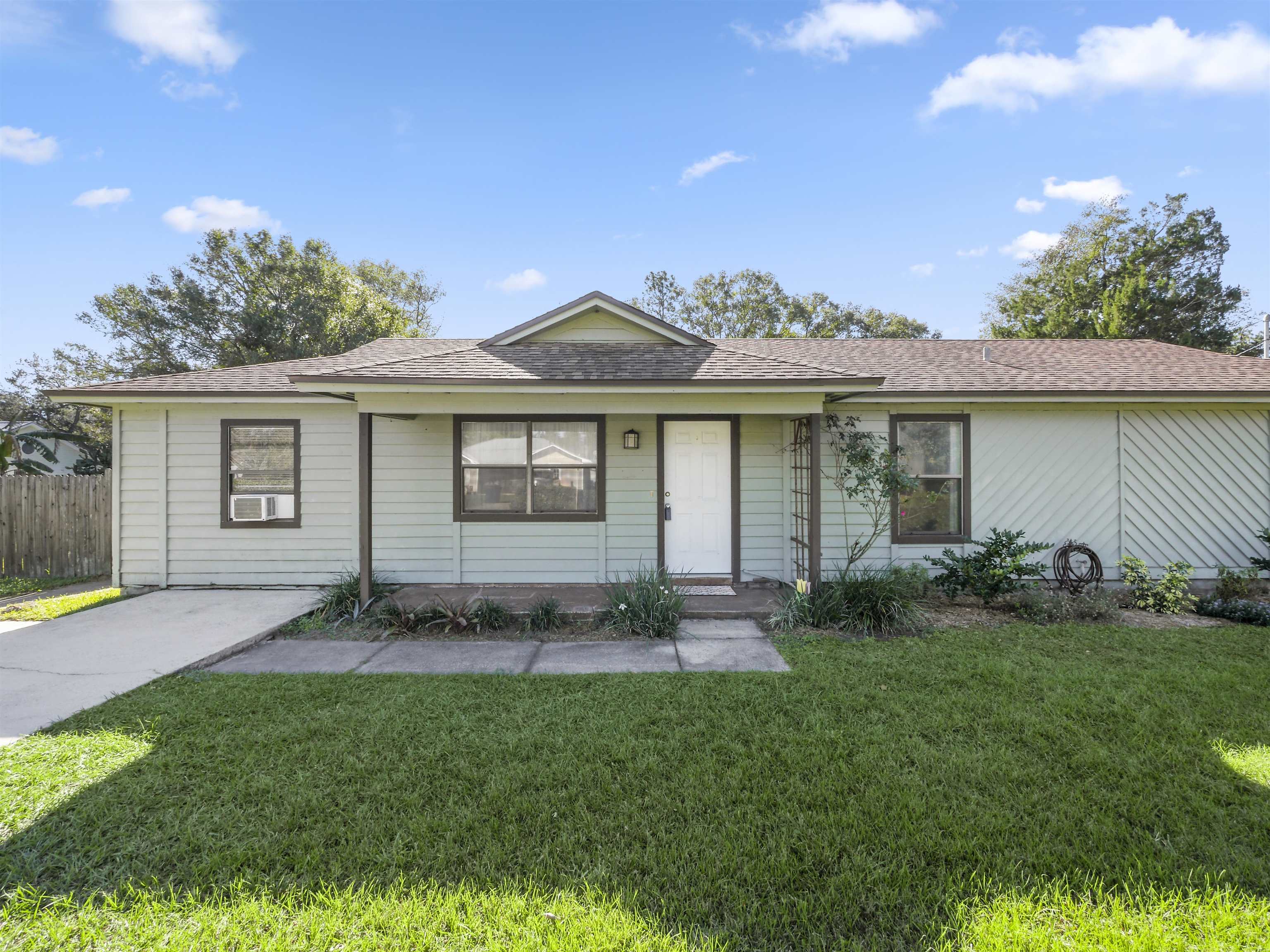 1211 Fort Peyton Dr