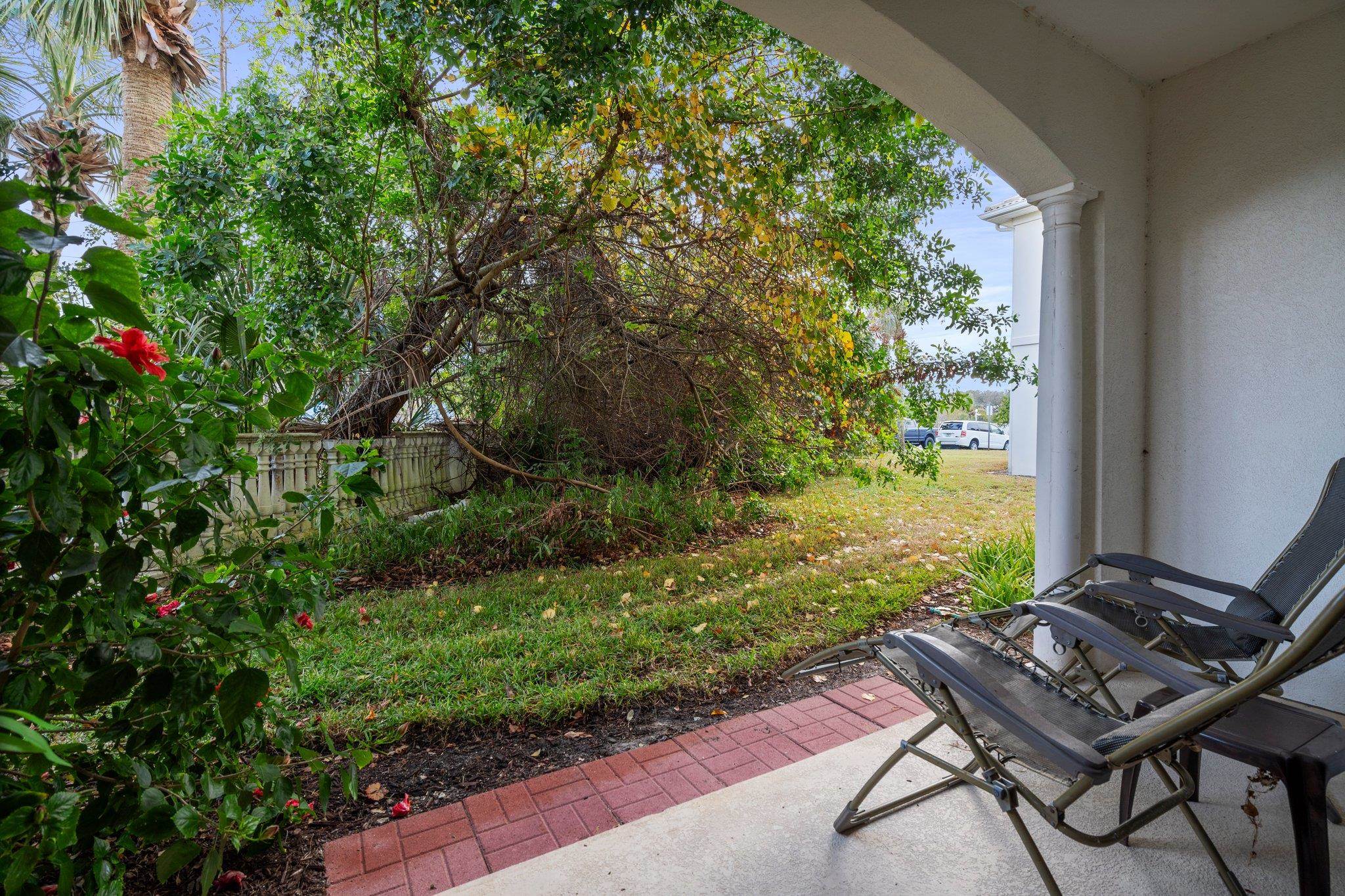 353 Royal Caribbean Ct