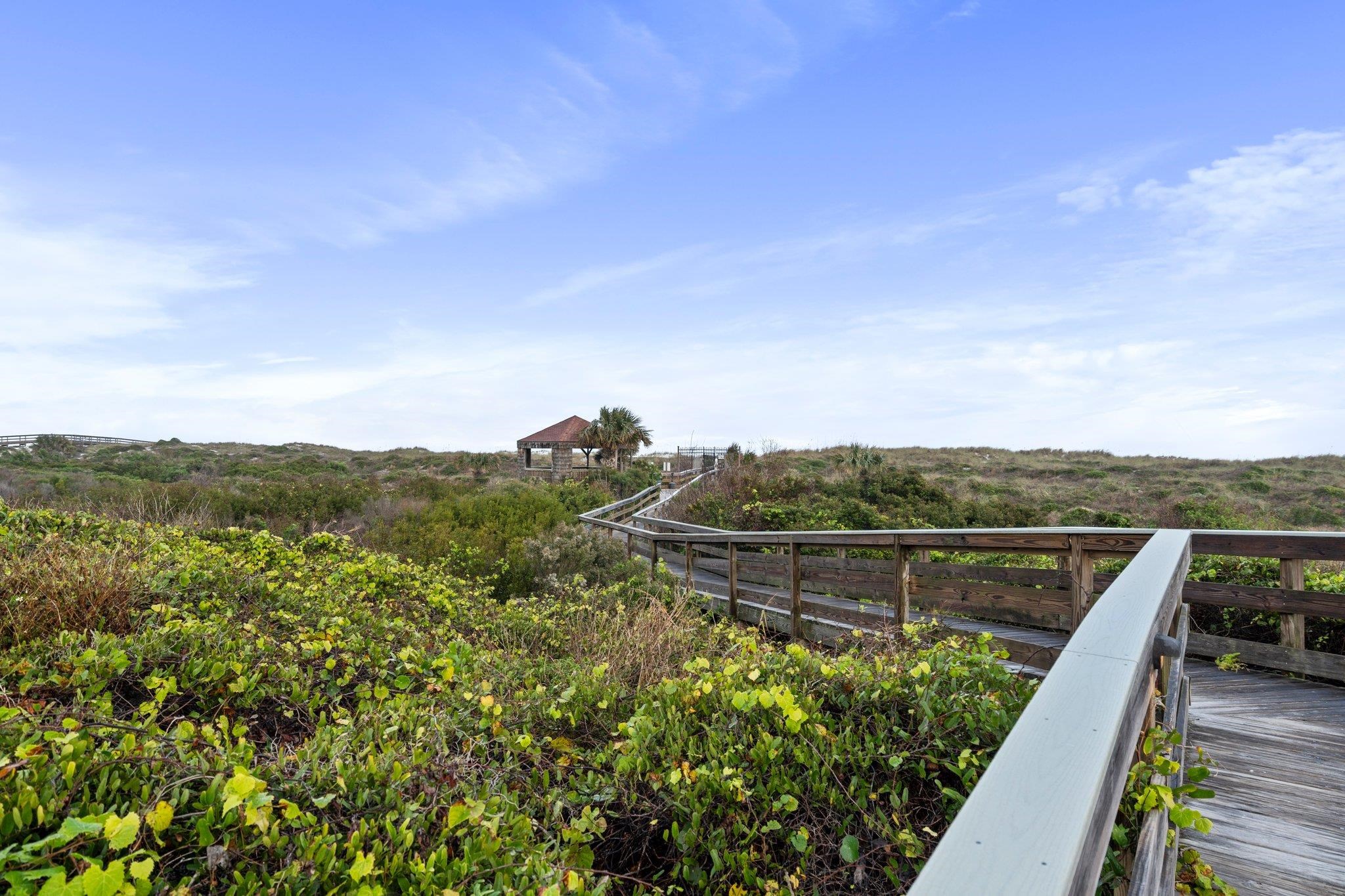 353 Royal Caribbean Ct