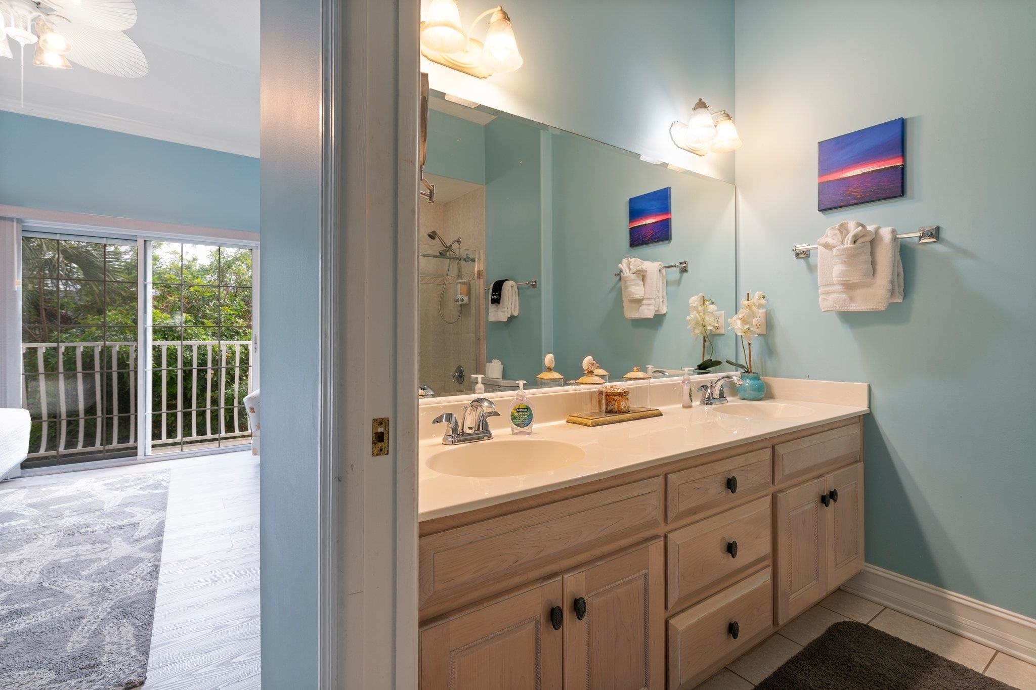 353 Royal Caribbean Ct
