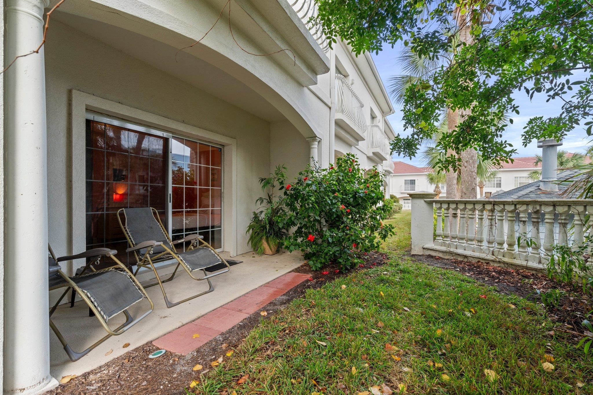 353 Royal Caribbean Ct