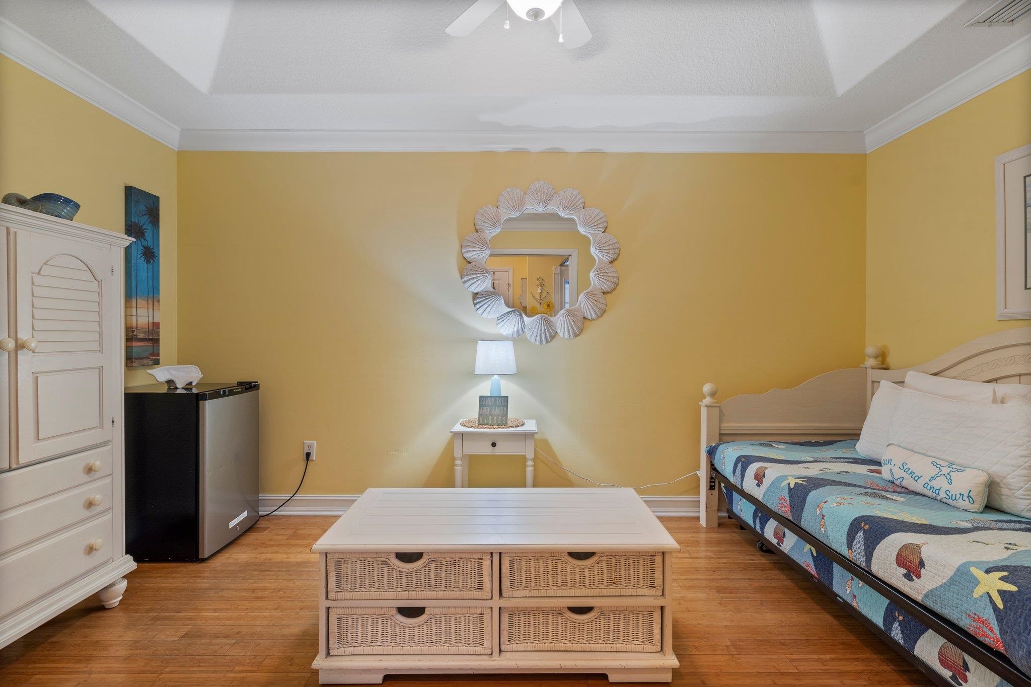 353 Royal Caribbean Ct