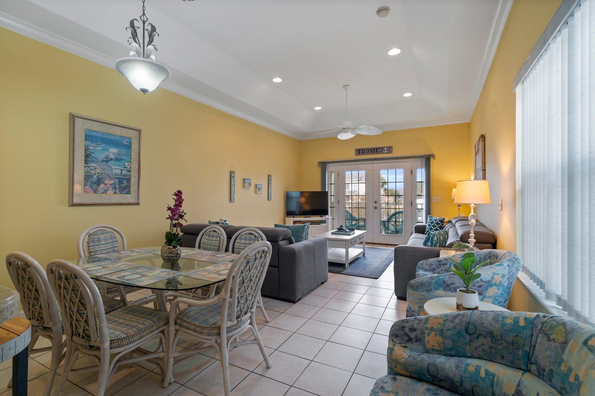 353 Royal Caribbean Ct
