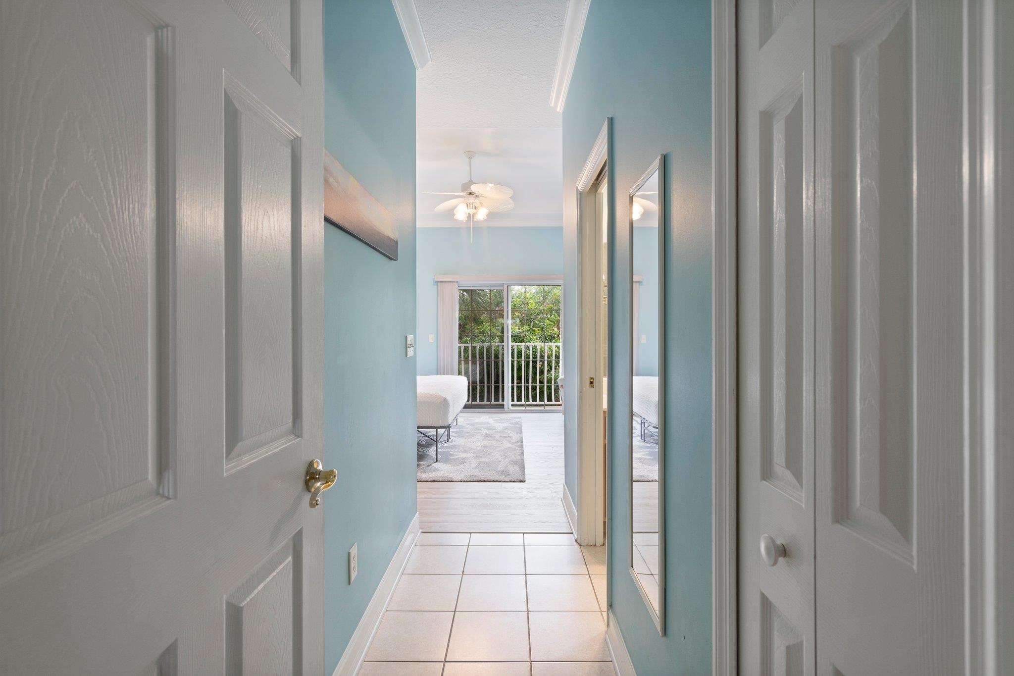 353 Royal Caribbean Ct