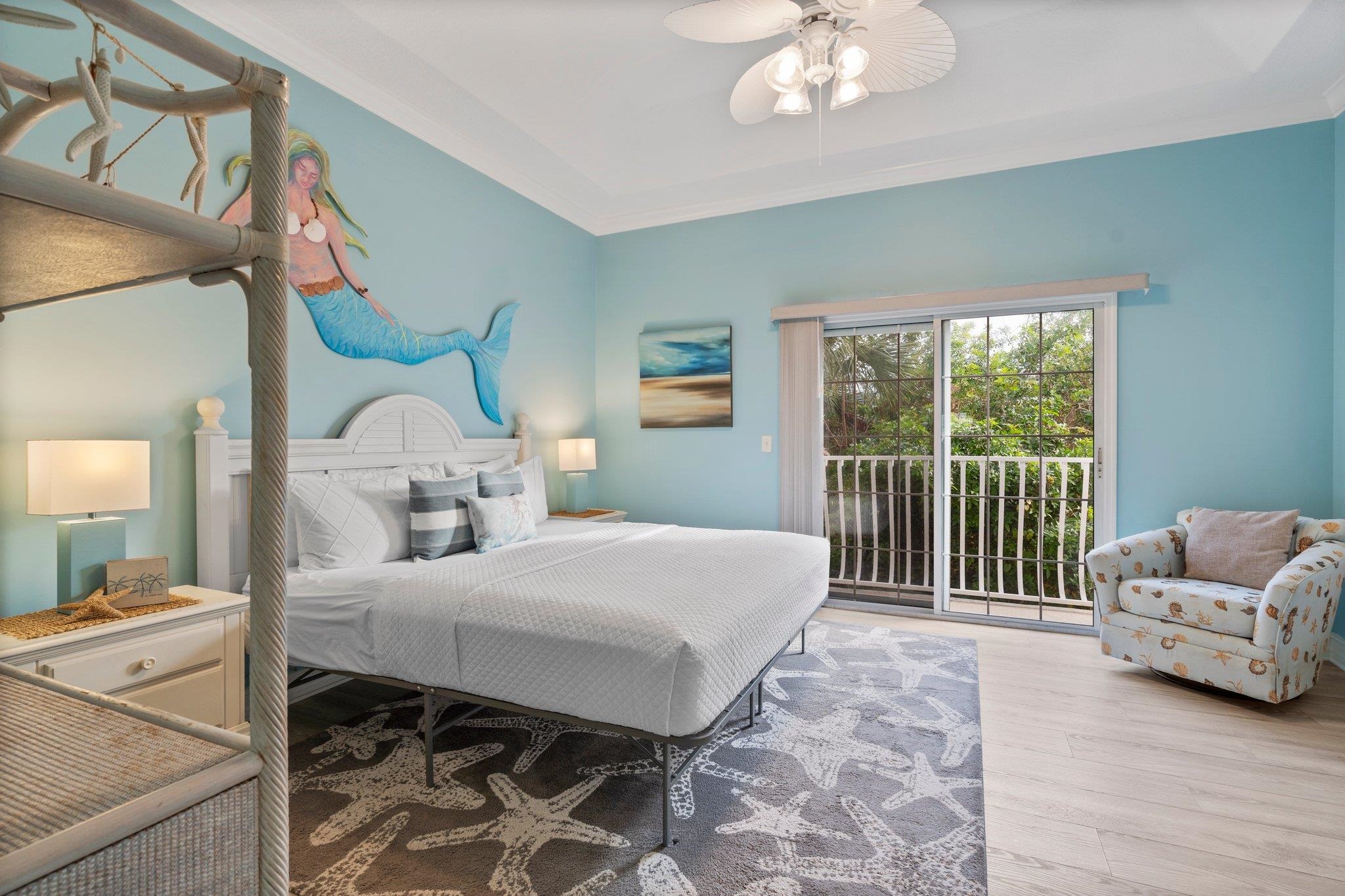 353 Royal Caribbean Ct