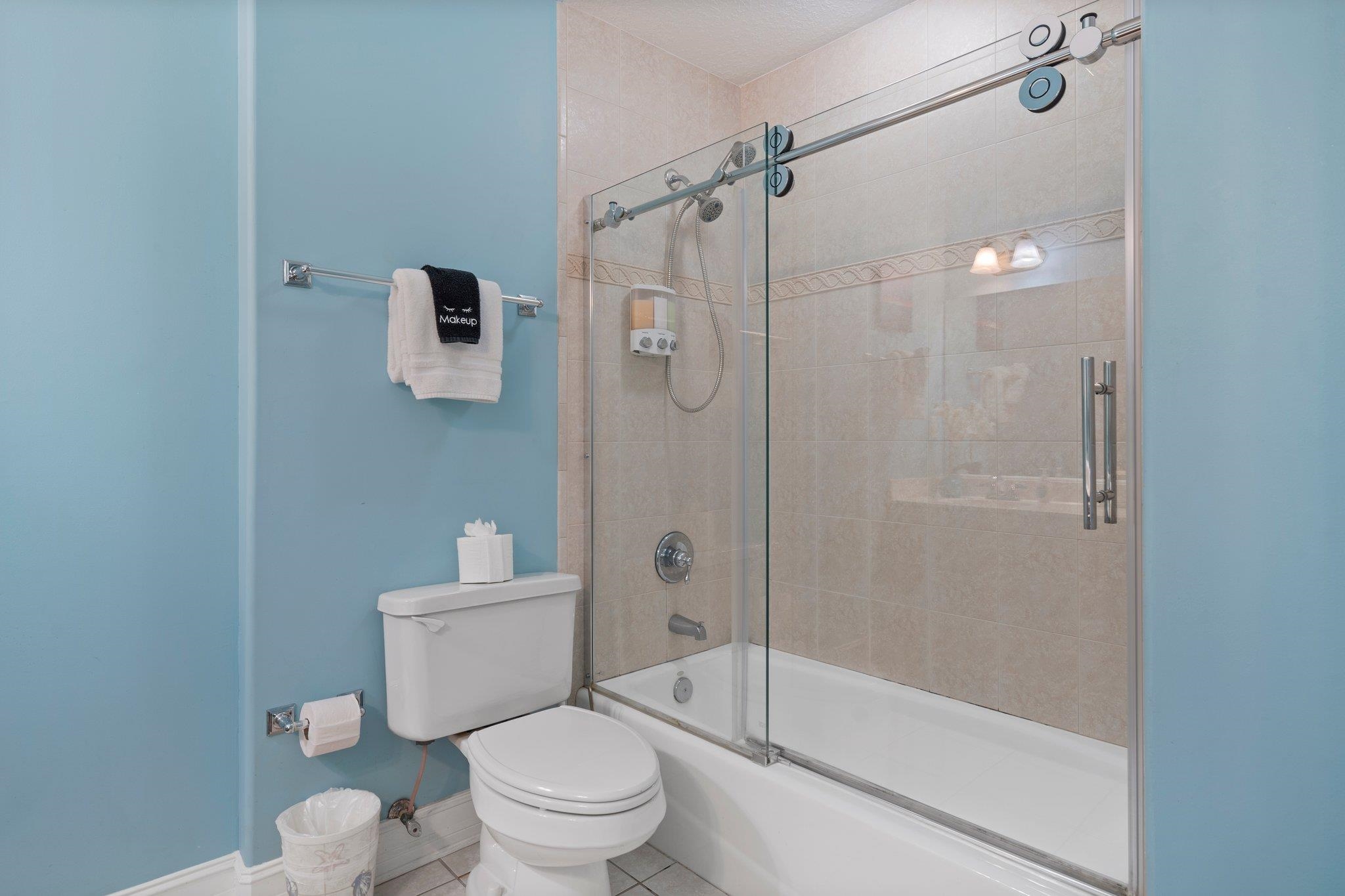 353 Royal Caribbean Ct