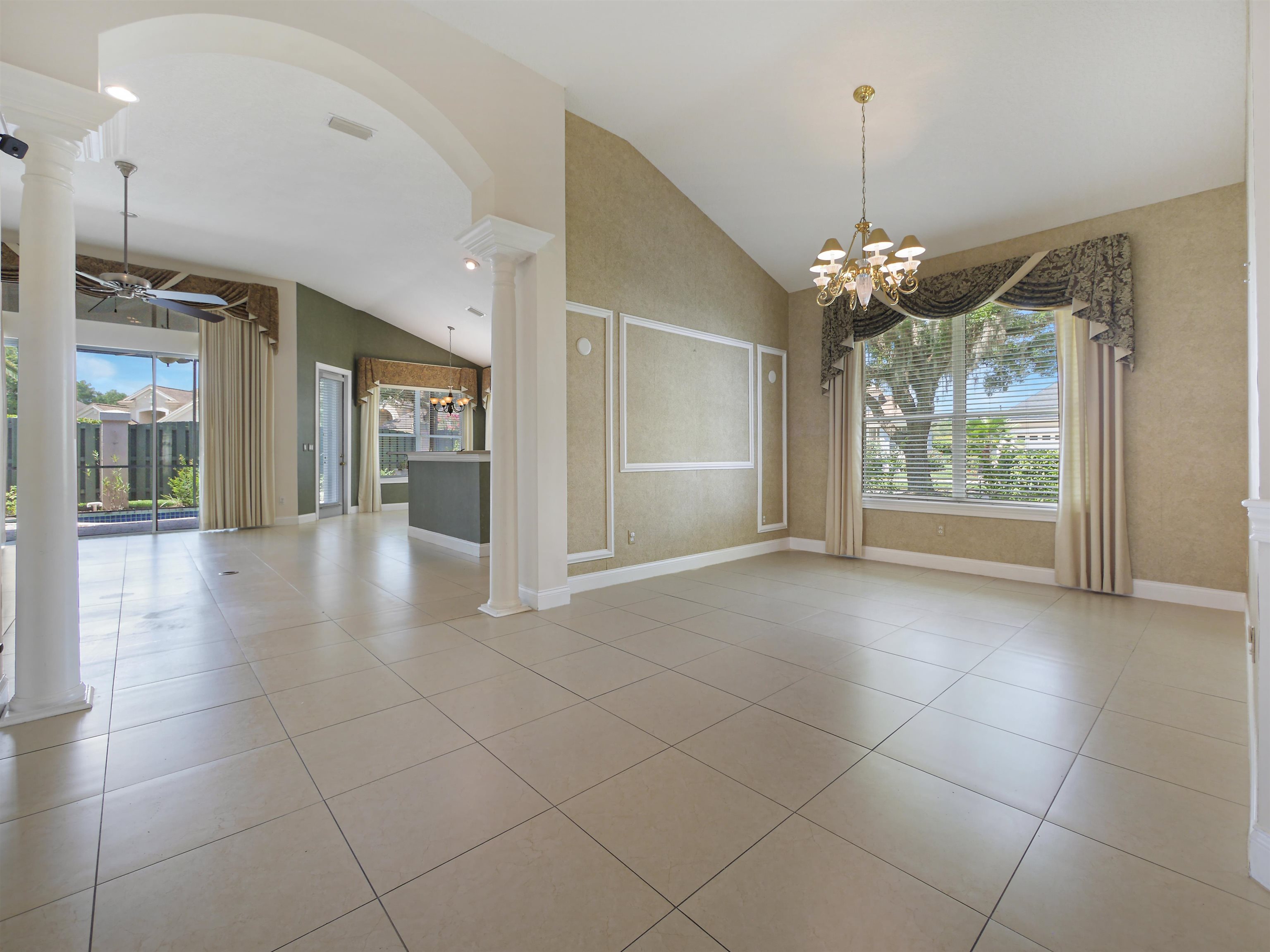 125 Saint Andrews Place Dr