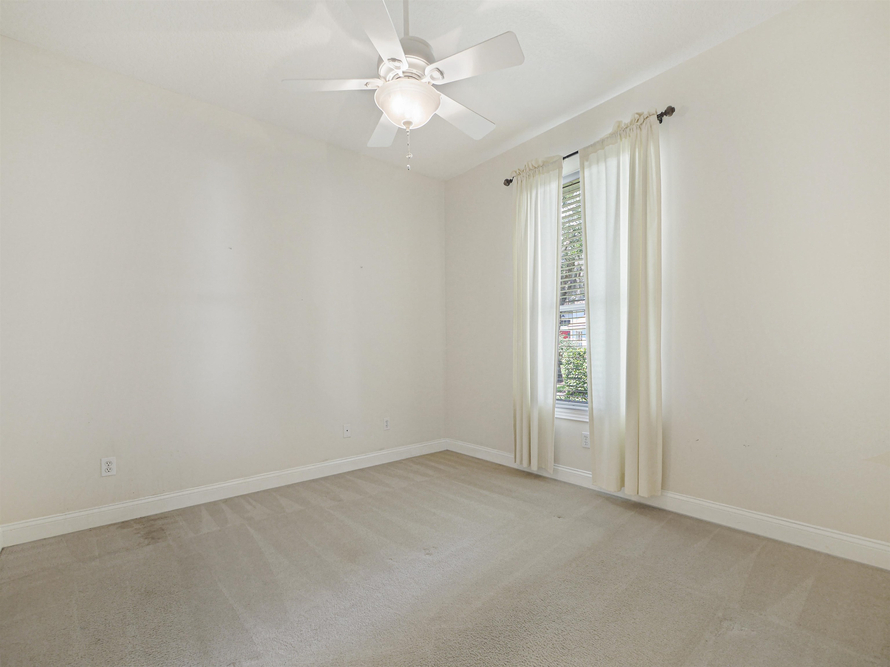 125 Saint Andrews Place Dr
