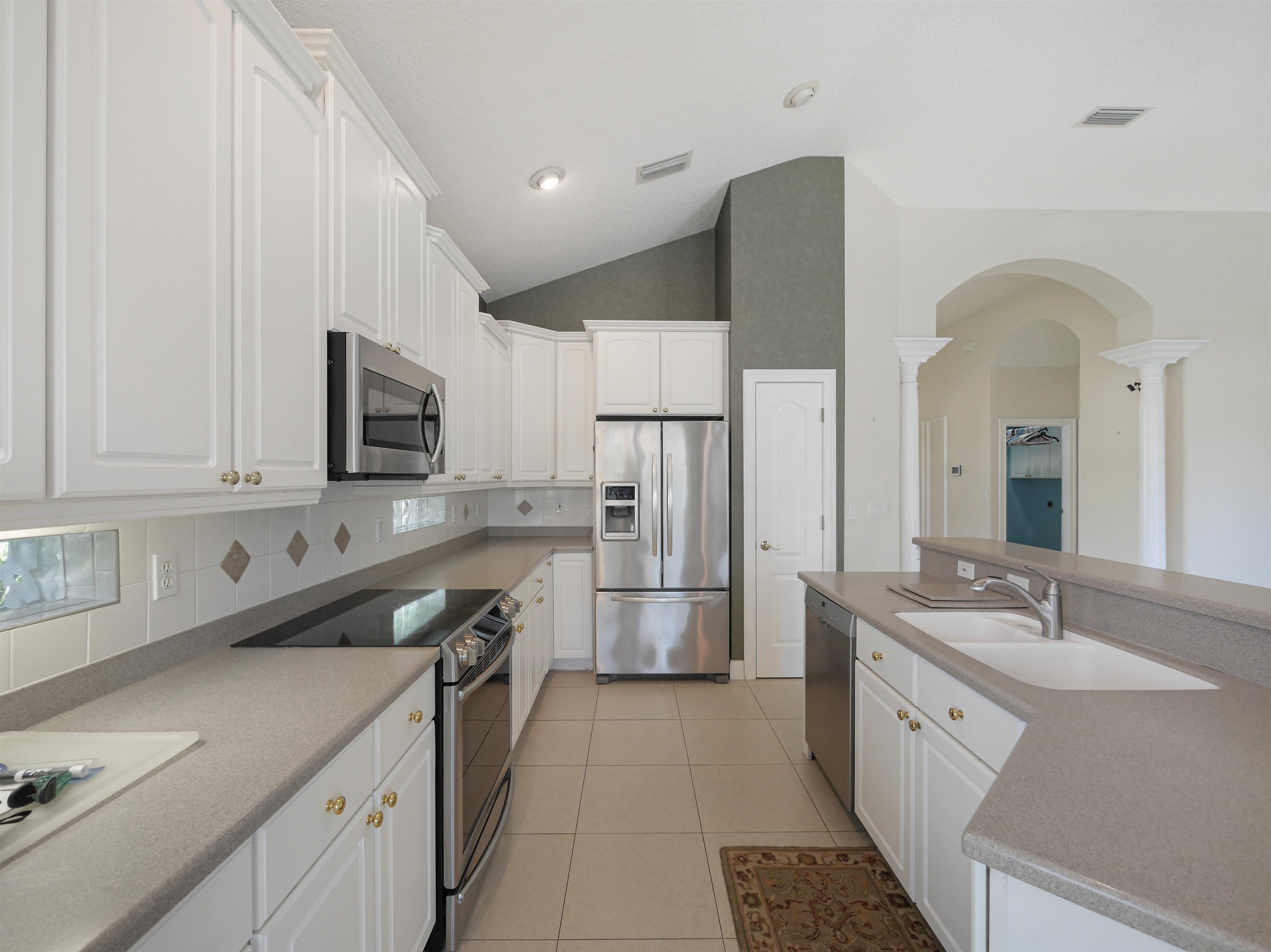 125 Saint Andrews Place Dr