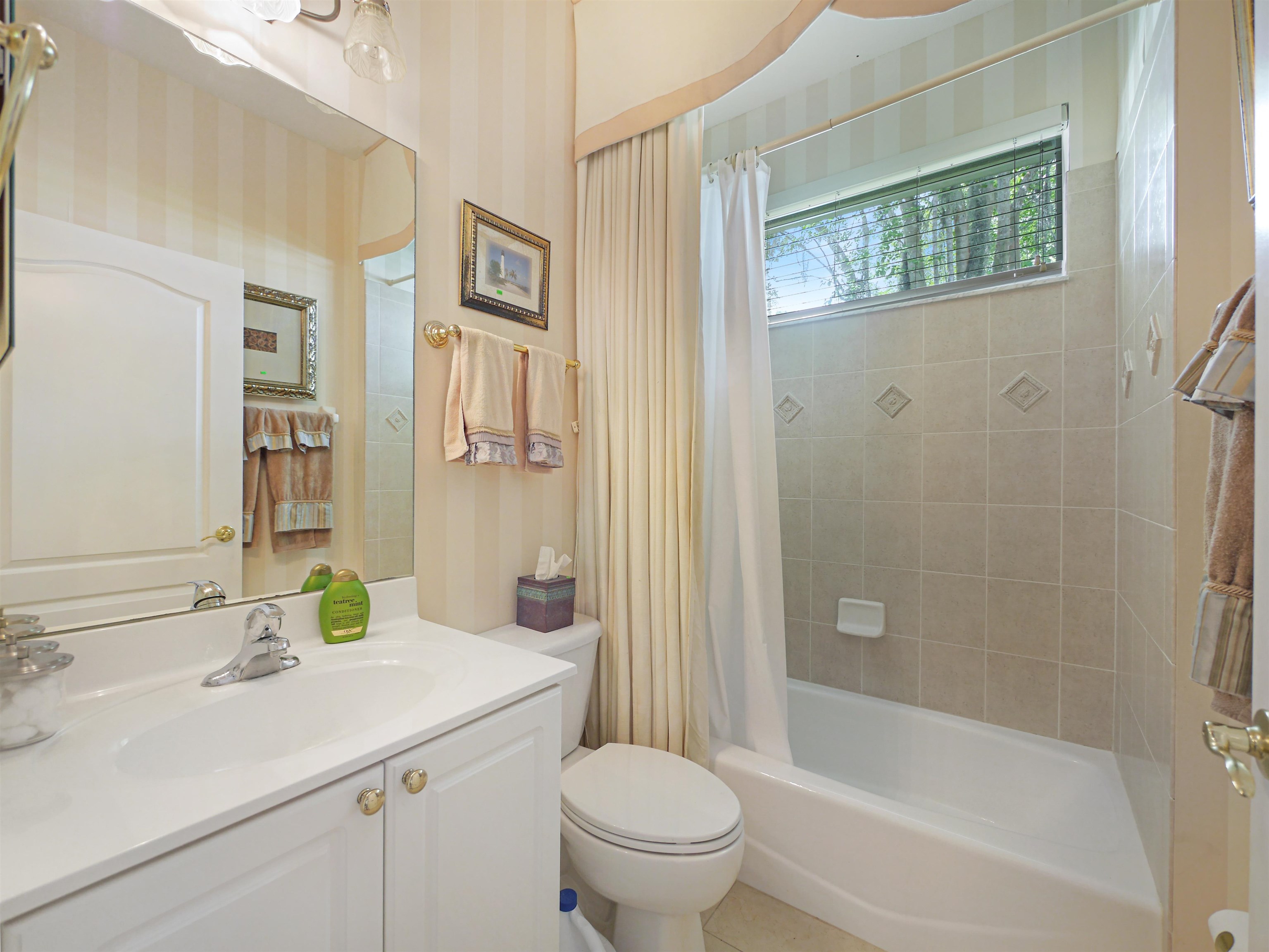 125 Saint Andrews Place Dr