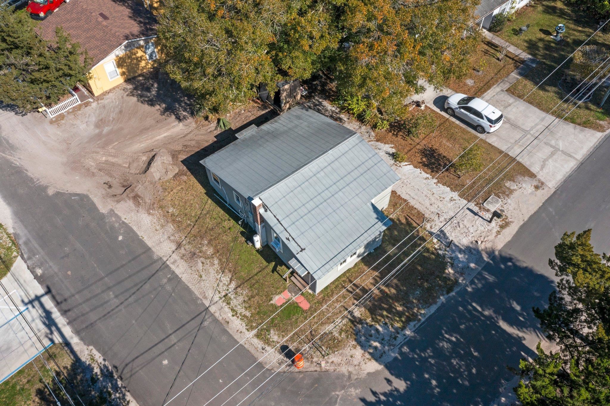 946 Pearl St