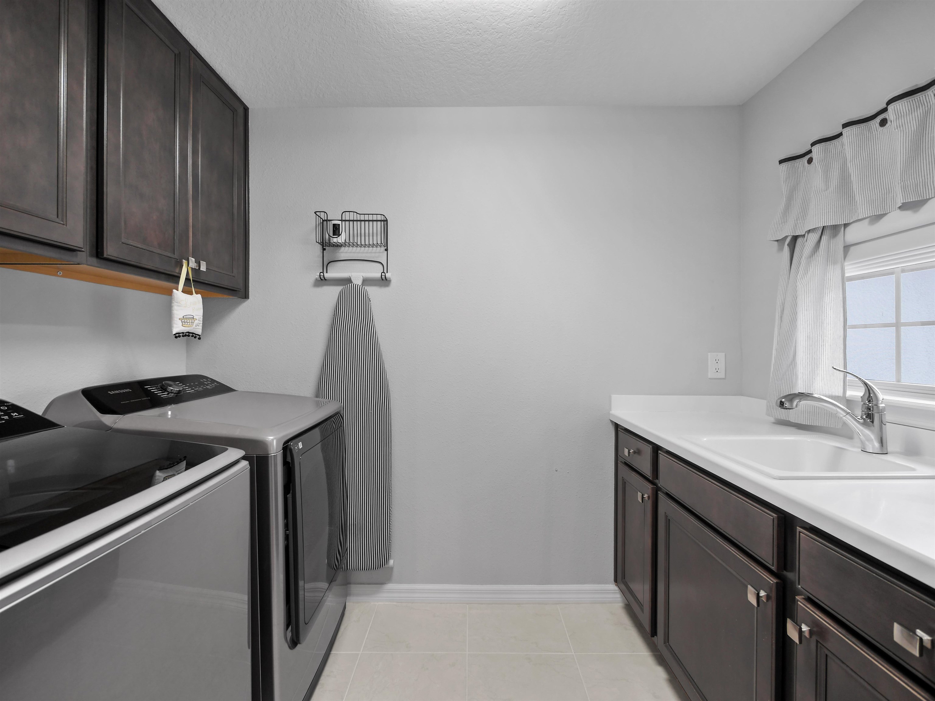 608 Orchard Pass Ave