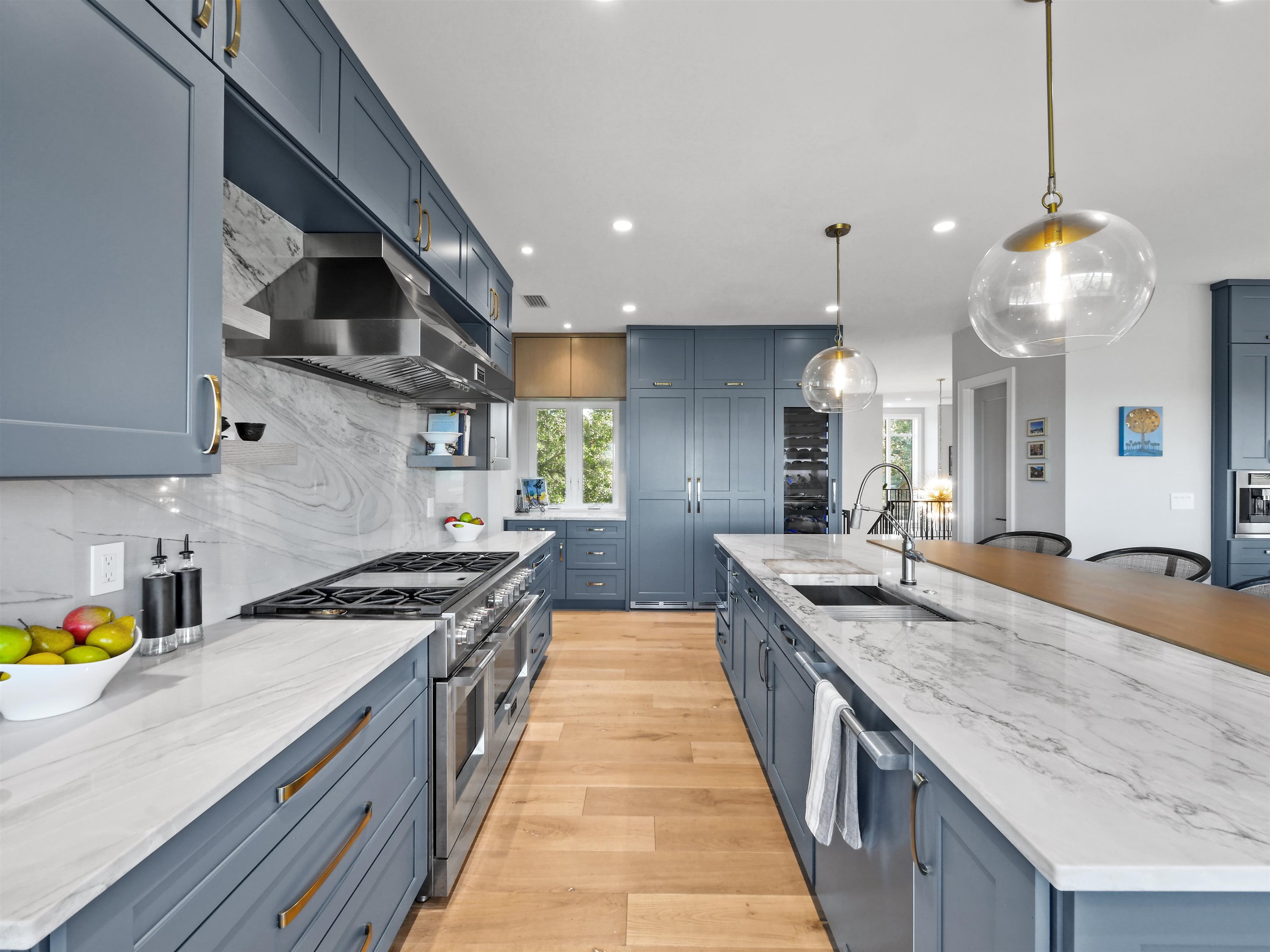 3417 Lands End Dr