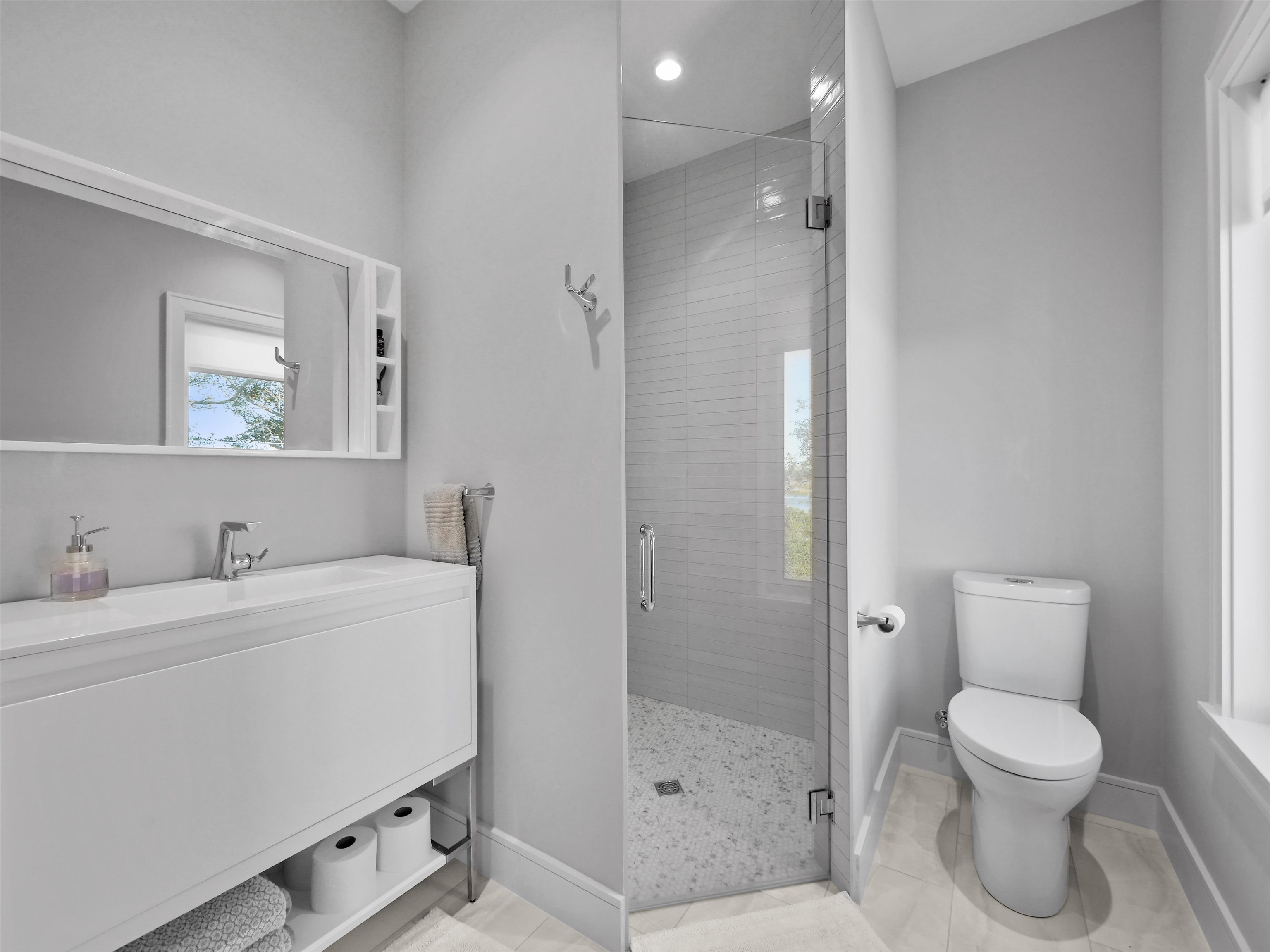 3417 Lands End Dr