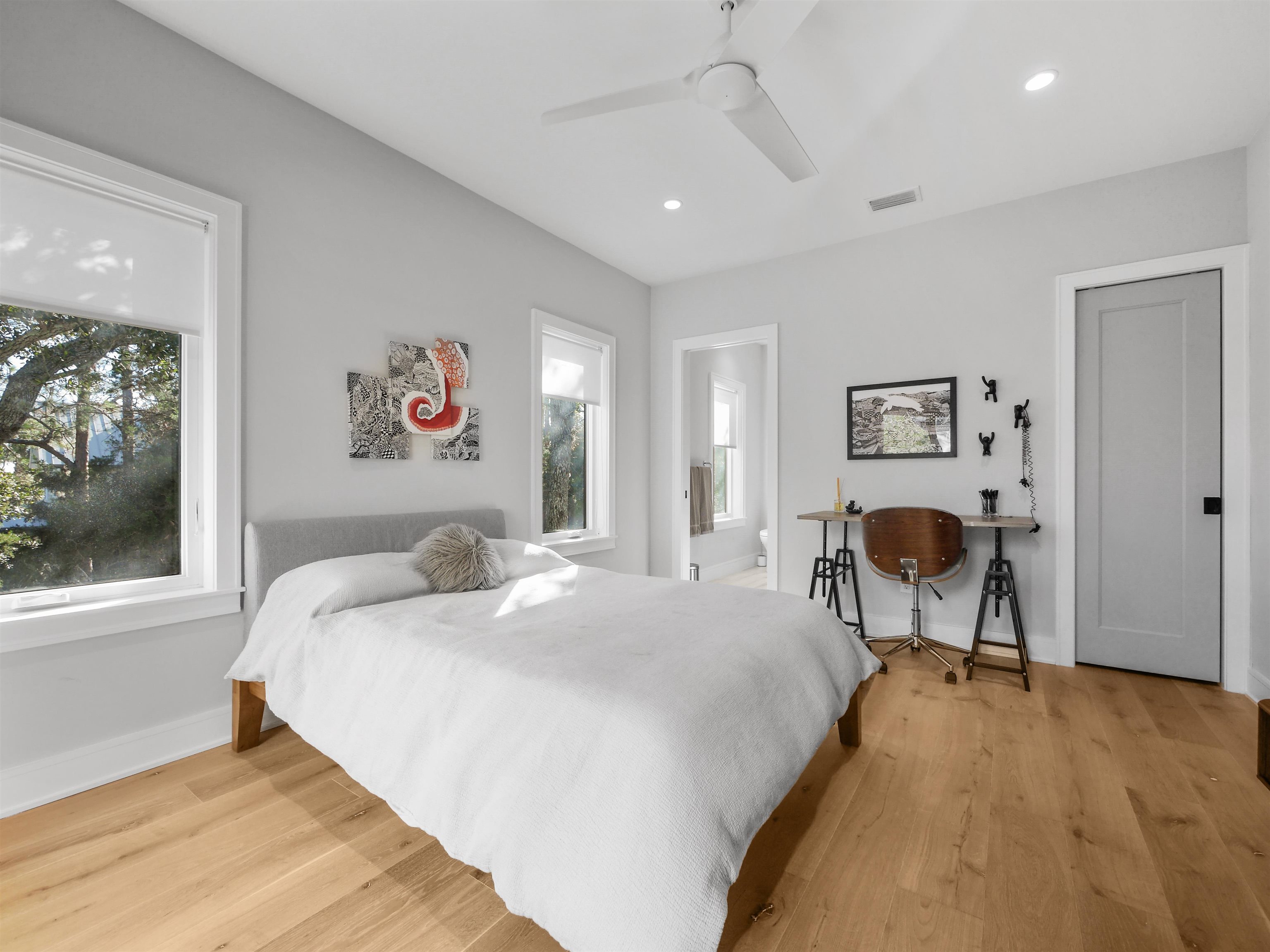 3417 Lands End Dr