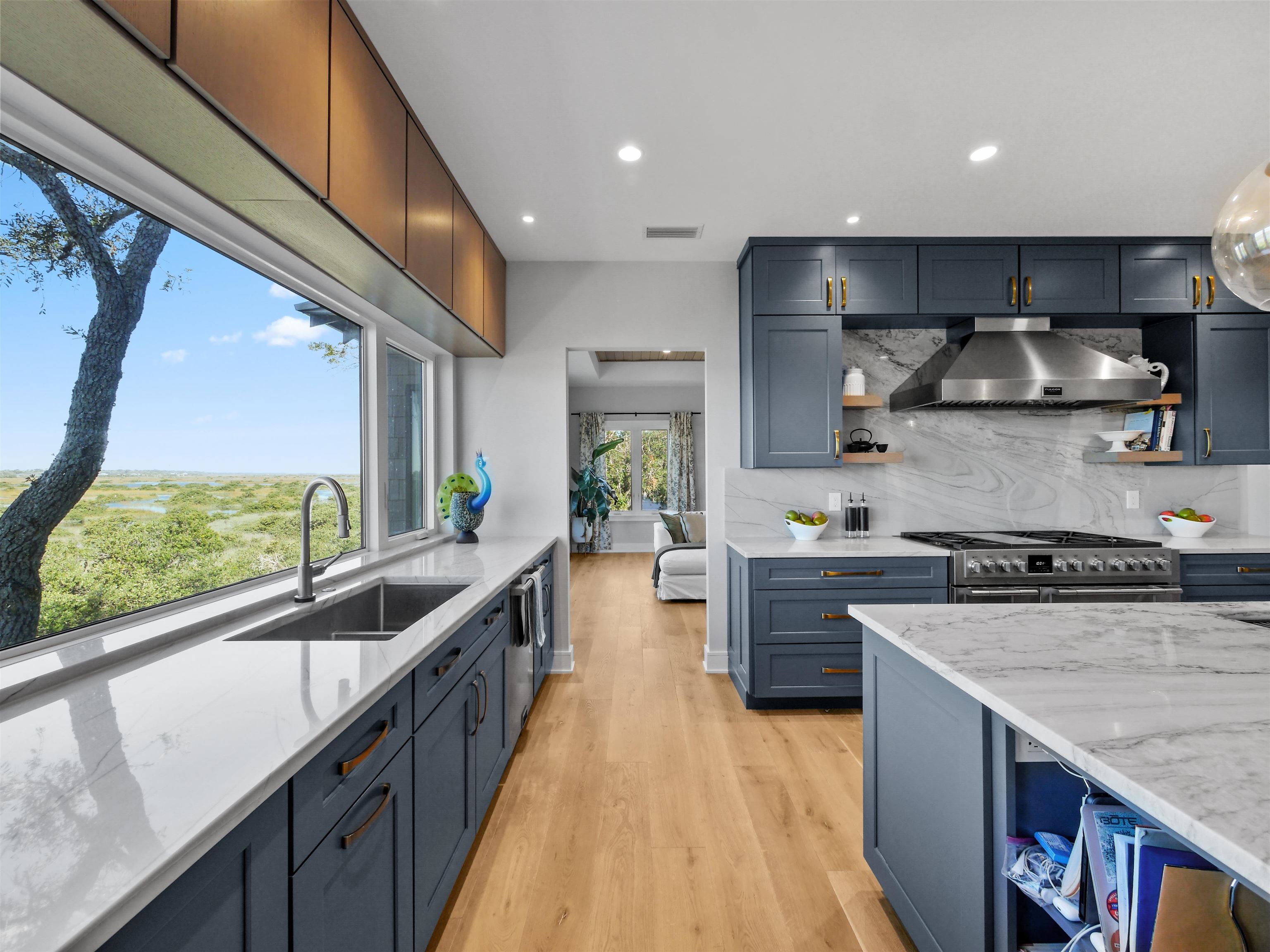 3417 Lands End Dr
