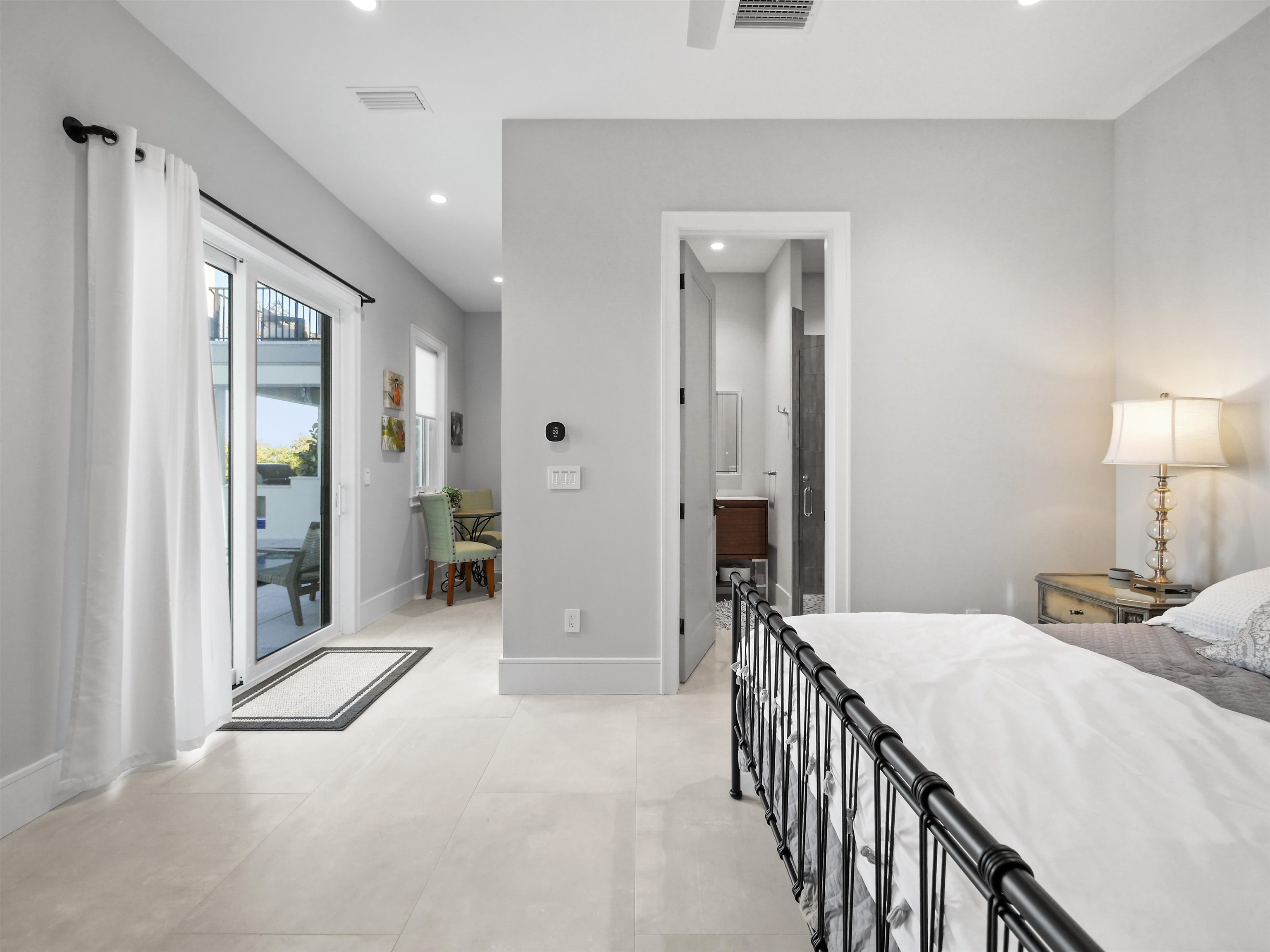 3417 Lands End Dr