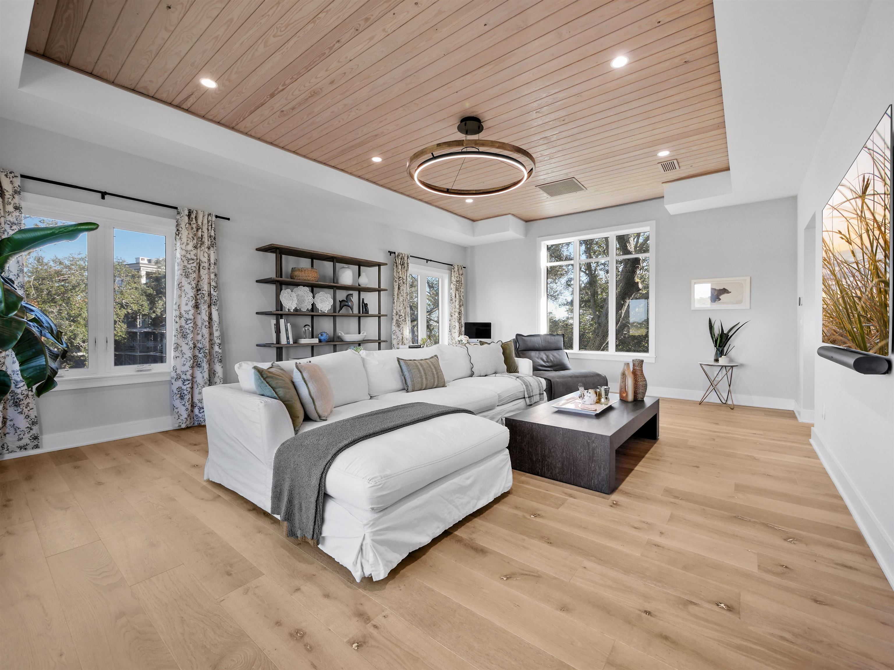 3417 Lands End Dr