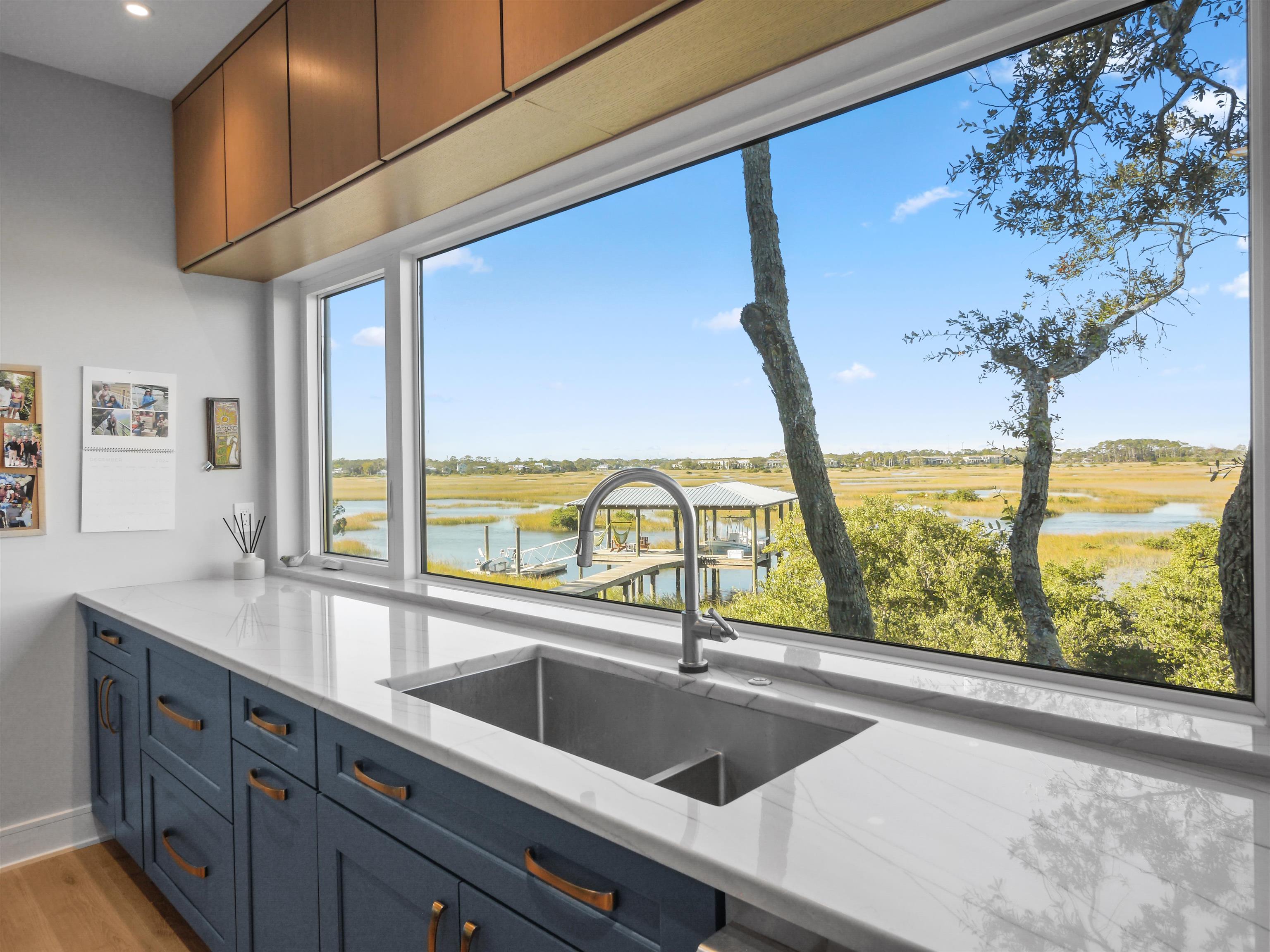 3417 Lands End Dr