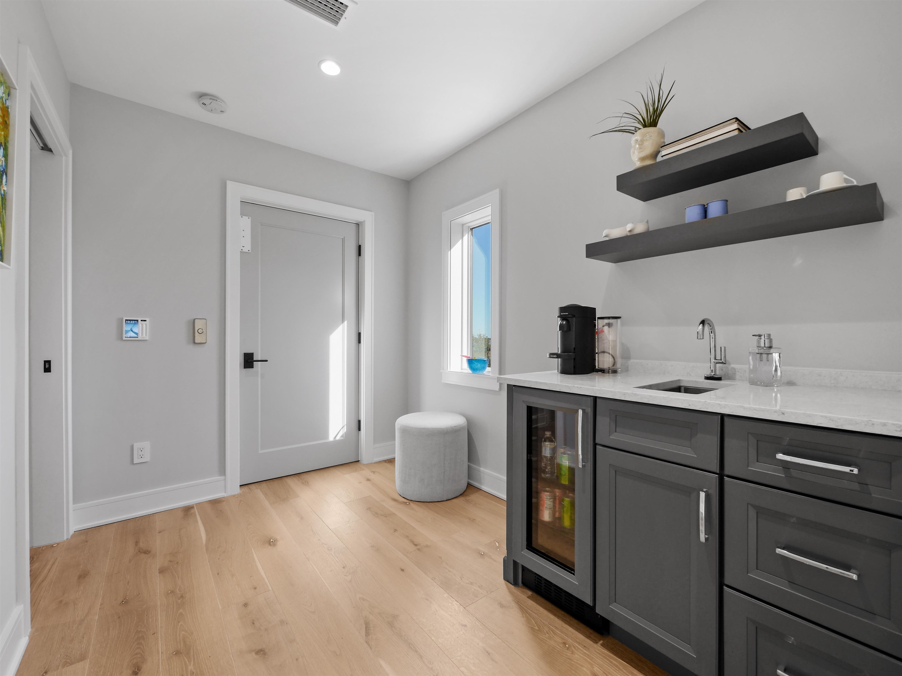 3417 Lands End Dr