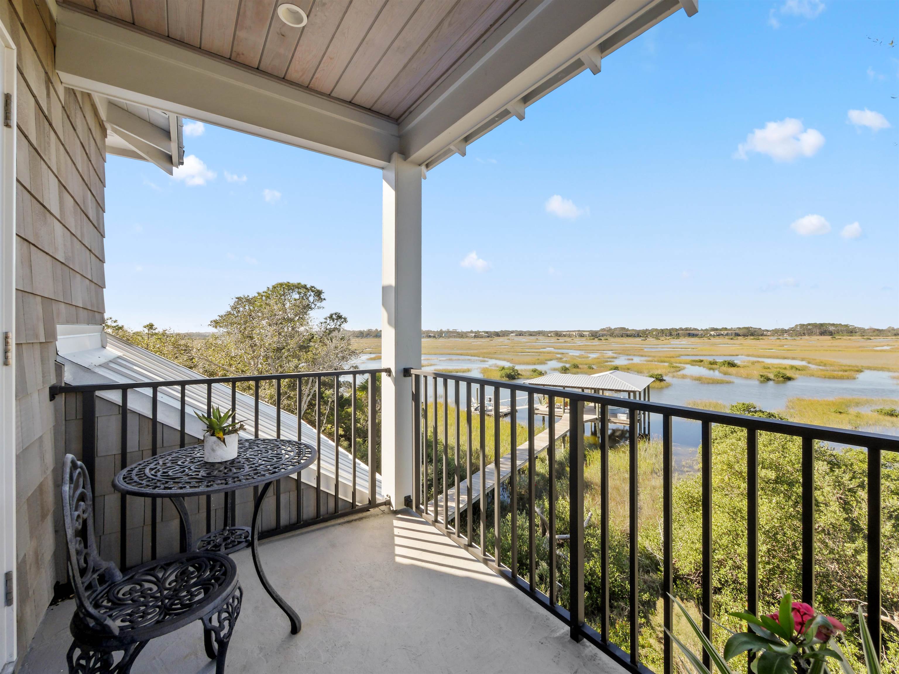 3417 Lands End Dr
