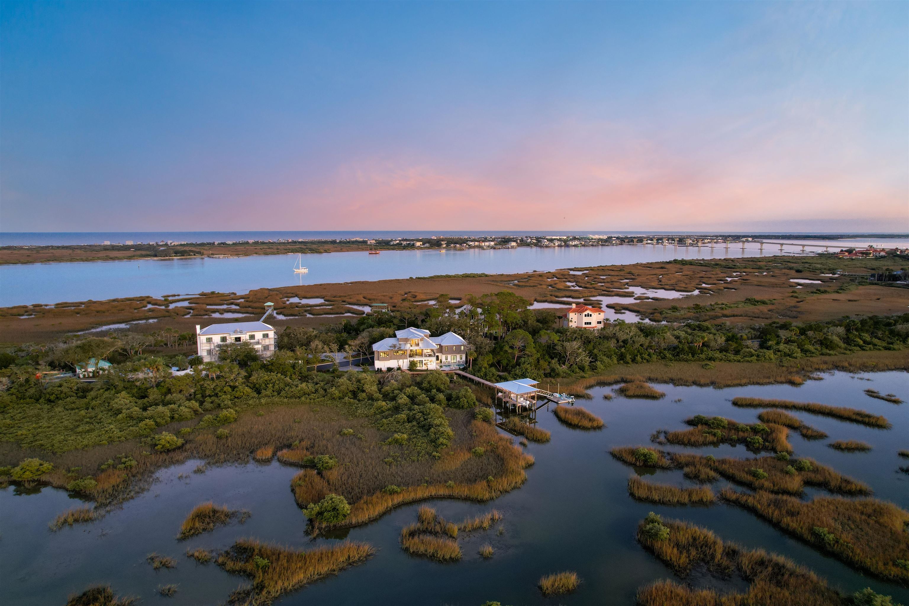 3417 Lands End Dr