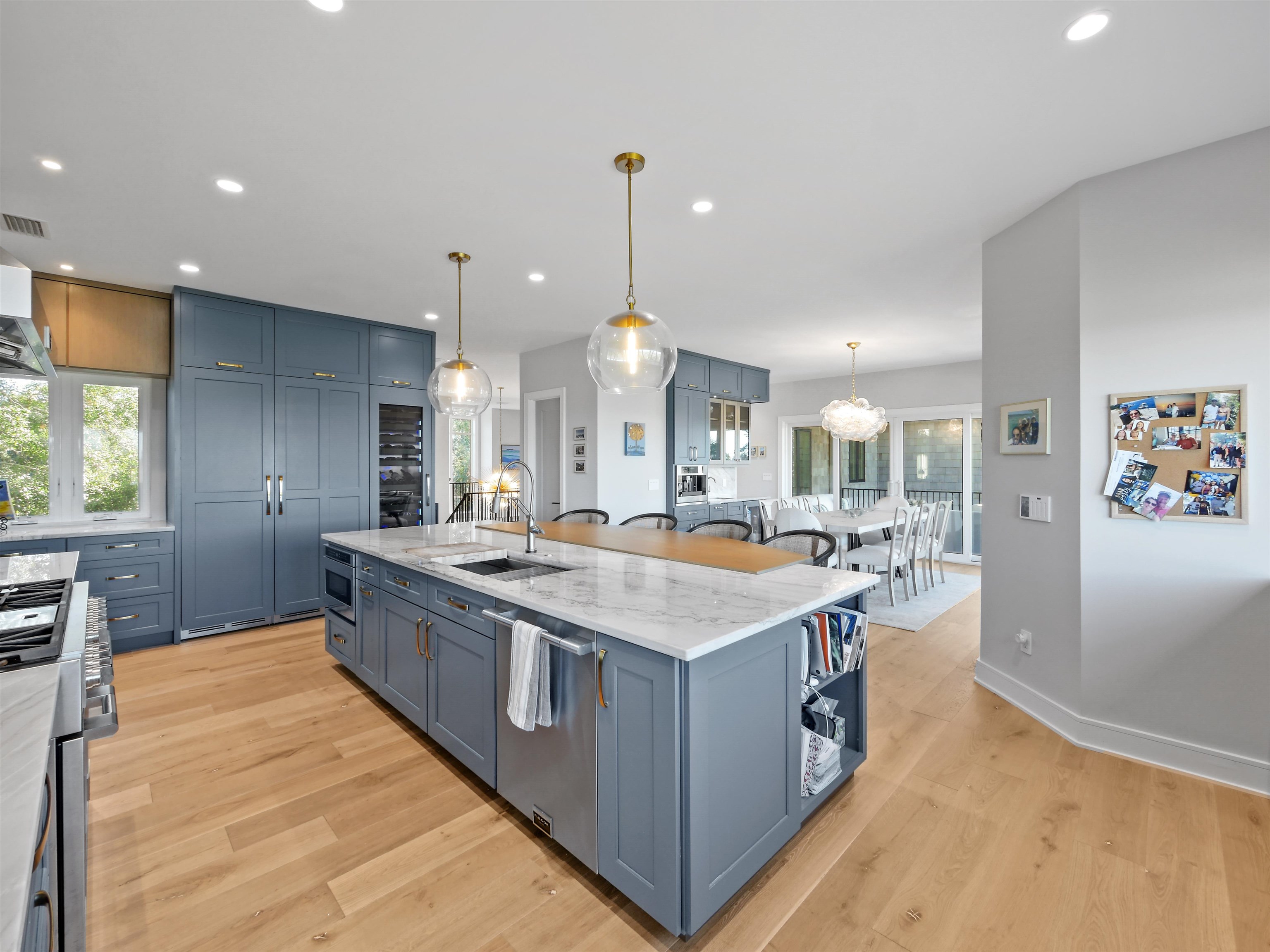 3417 Lands End Dr