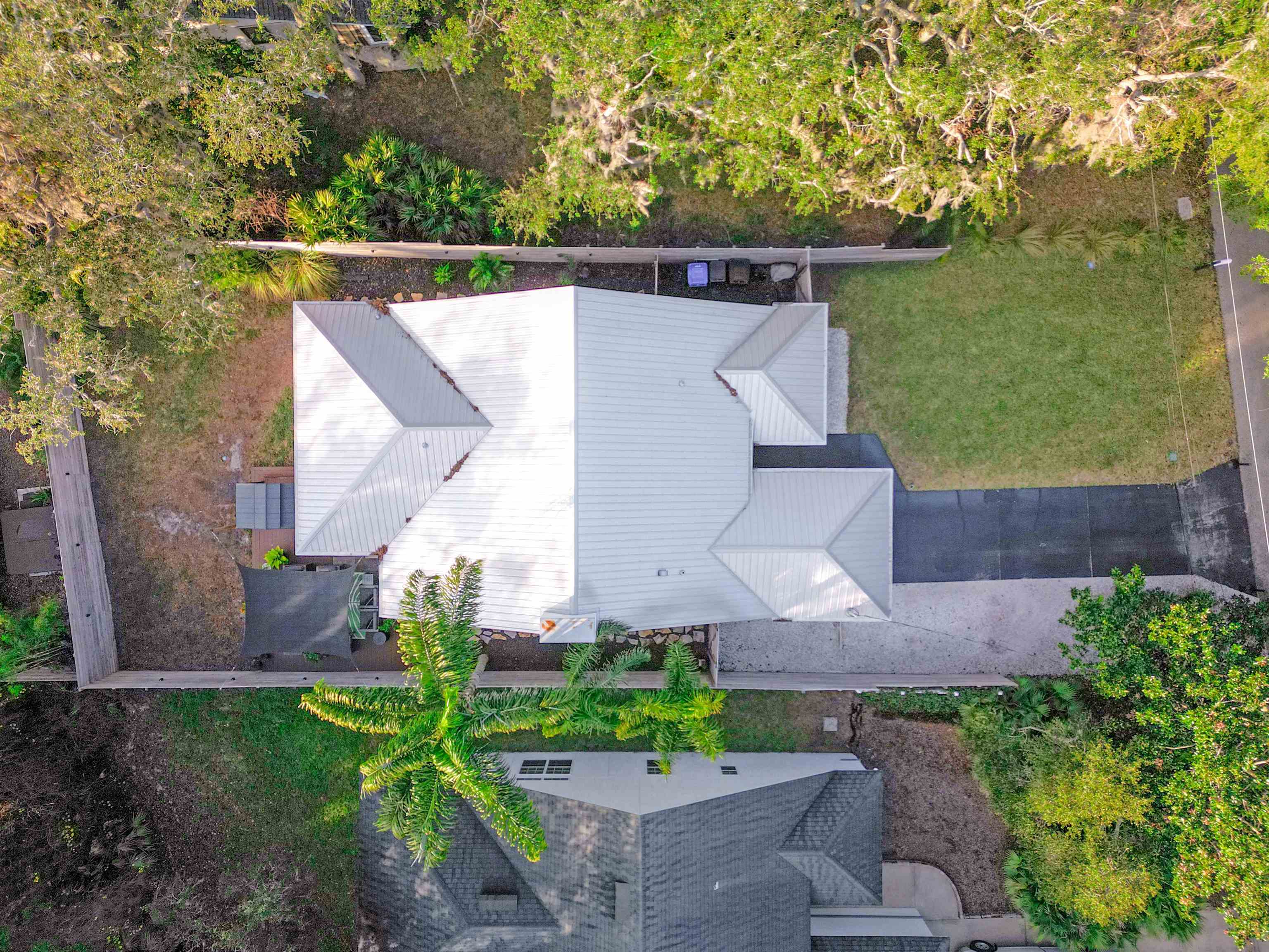 2573 Hydrangea St