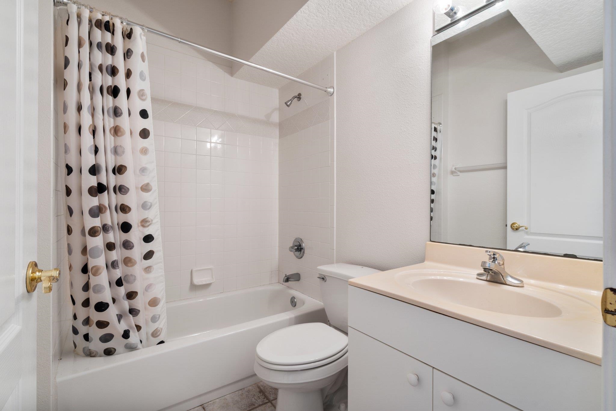 166 Lions Gate Dr