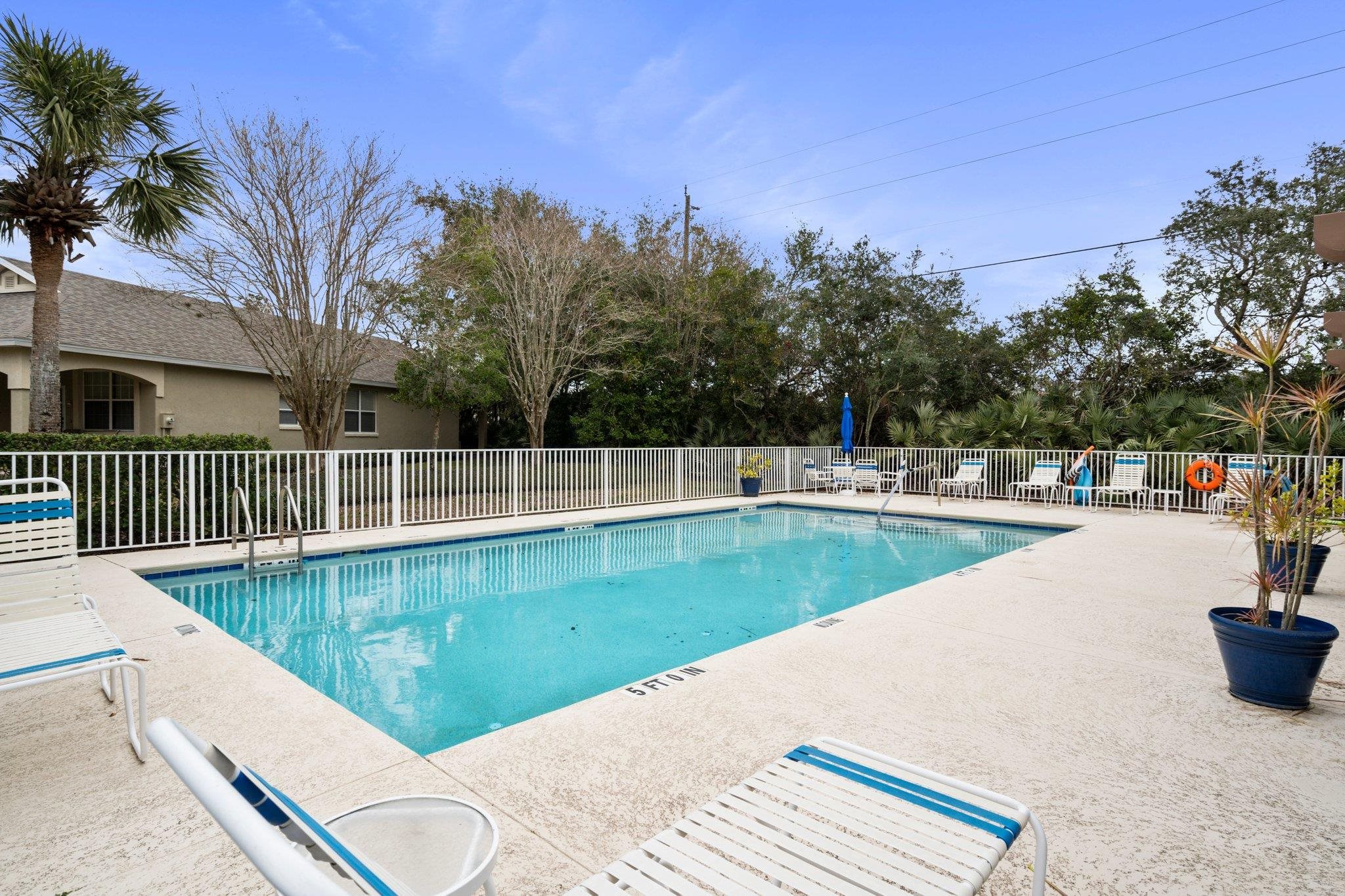 166 Lions Gate Dr