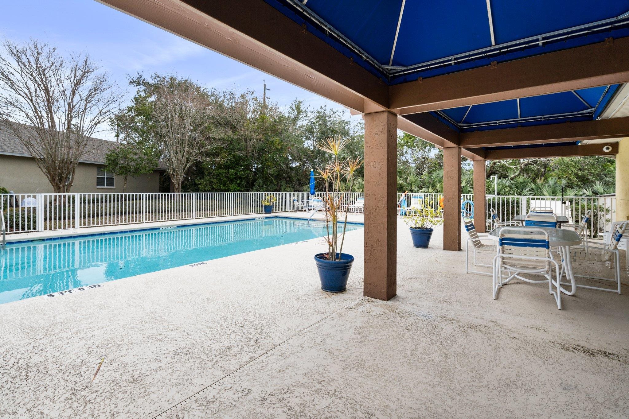 166 Lions Gate Dr