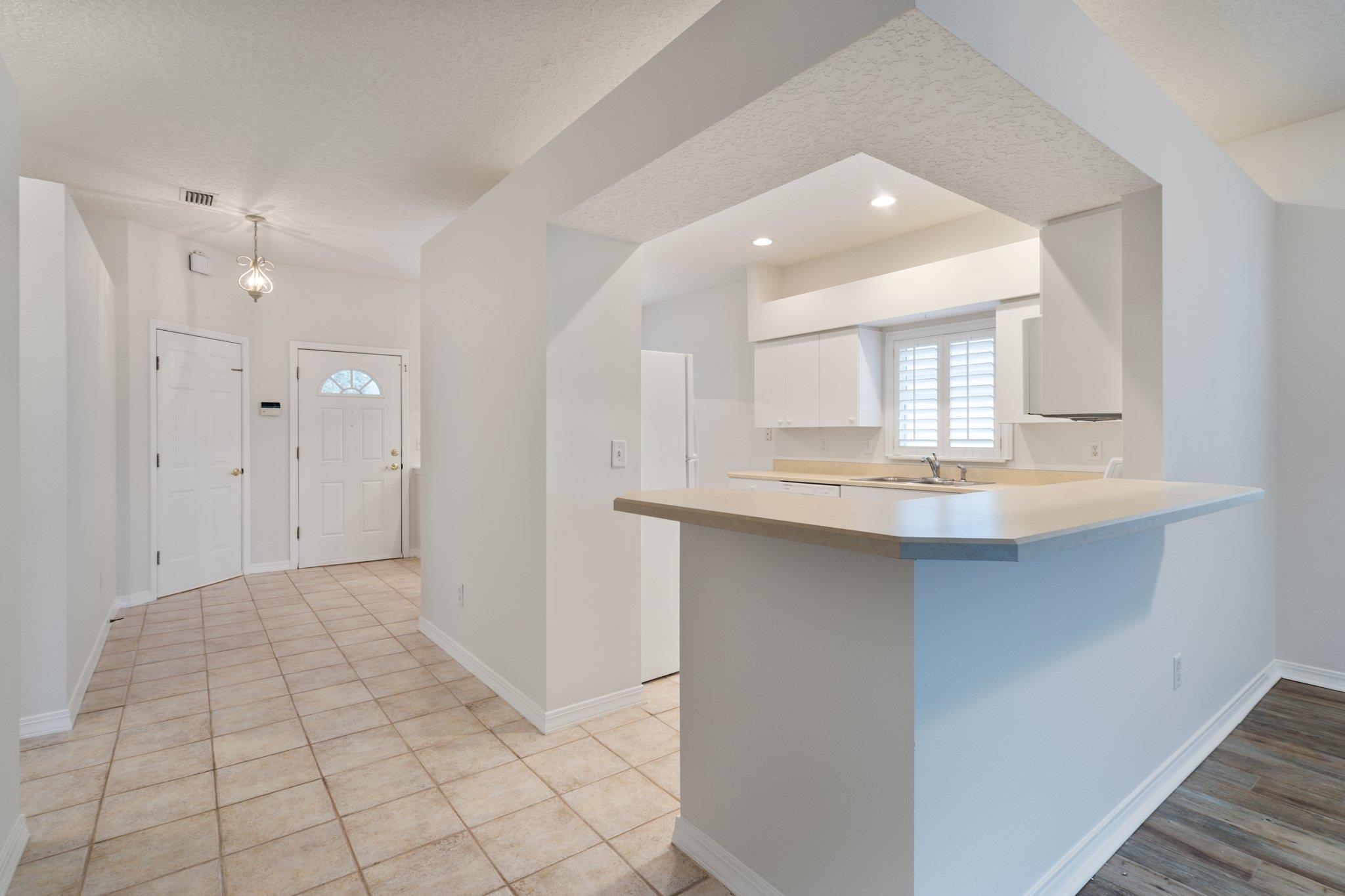 166 Lions Gate Dr