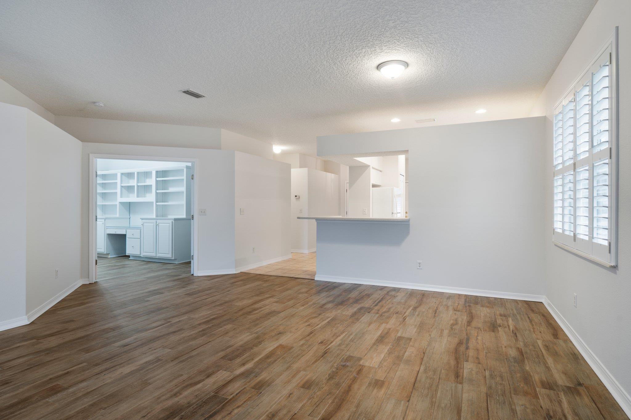 166 Lions Gate Dr