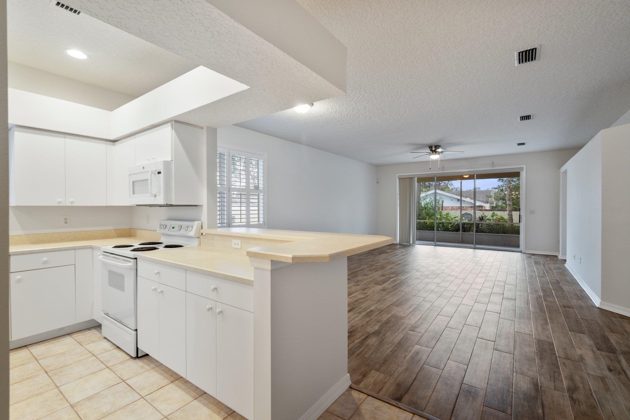 166 Lions Gate Dr