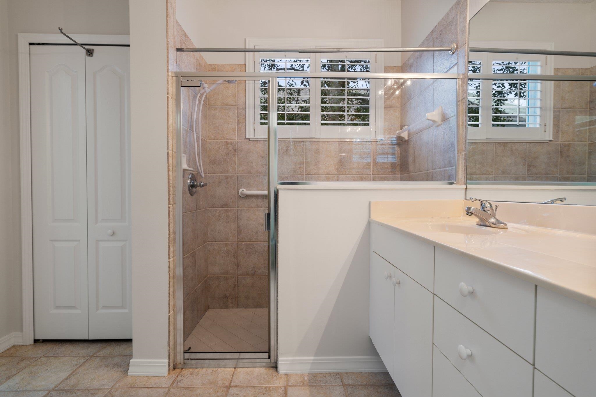 166 Lions Gate Dr