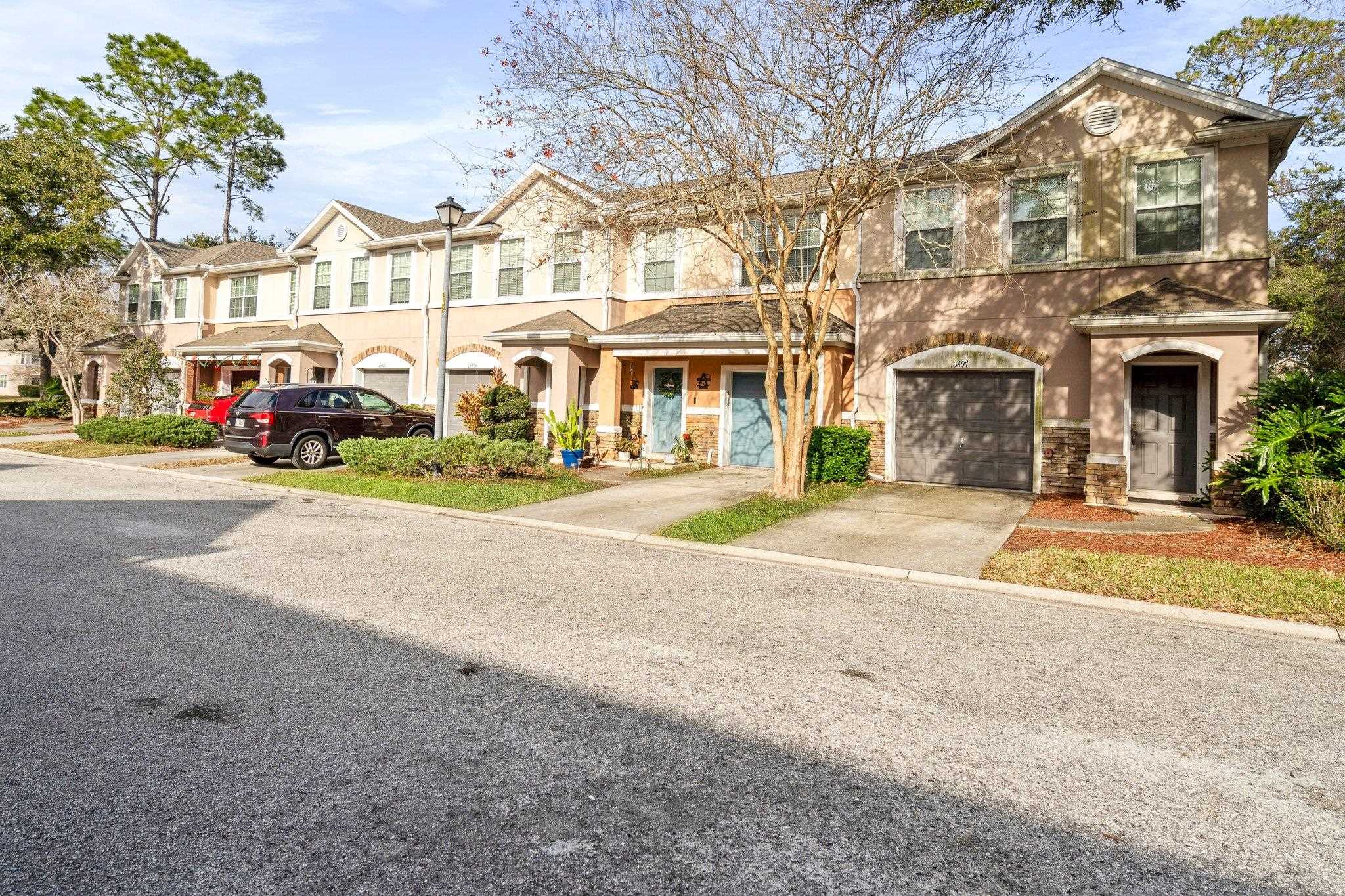 13495 Essence Ct
