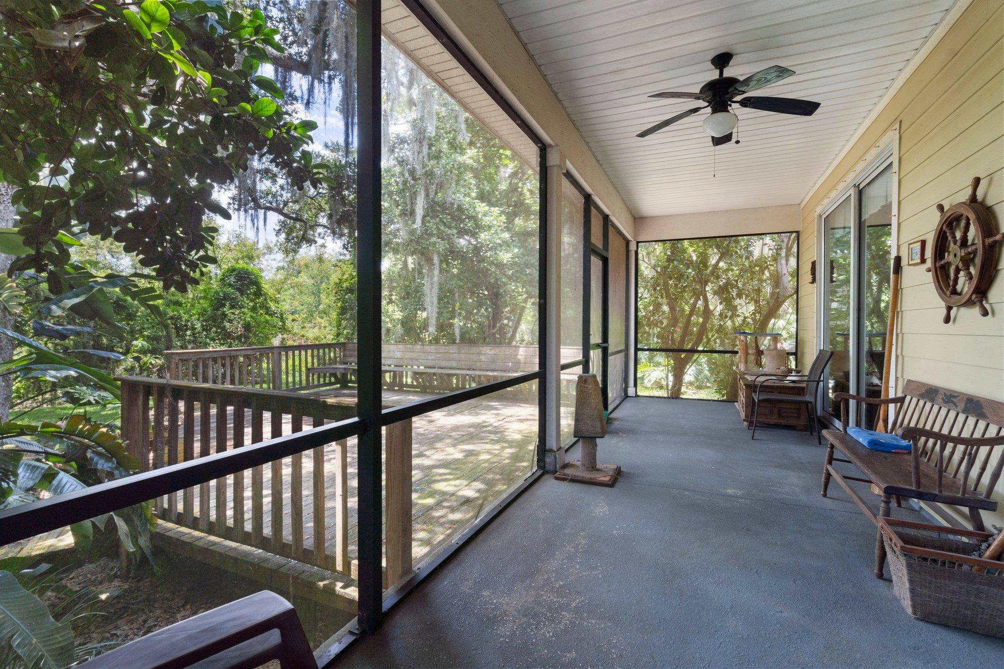 1012 Saltwater Cir